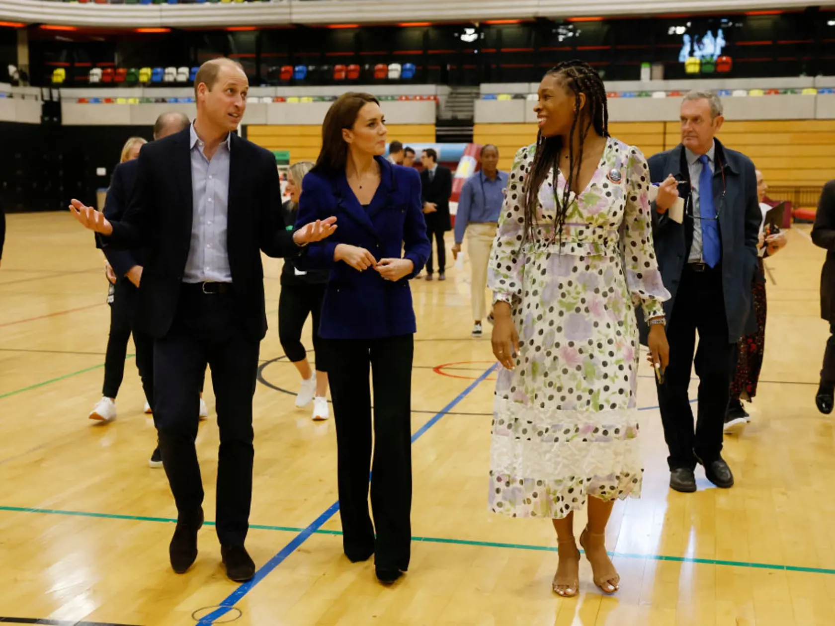 Princezná Kate žiarila v modrom tvídovom saku.