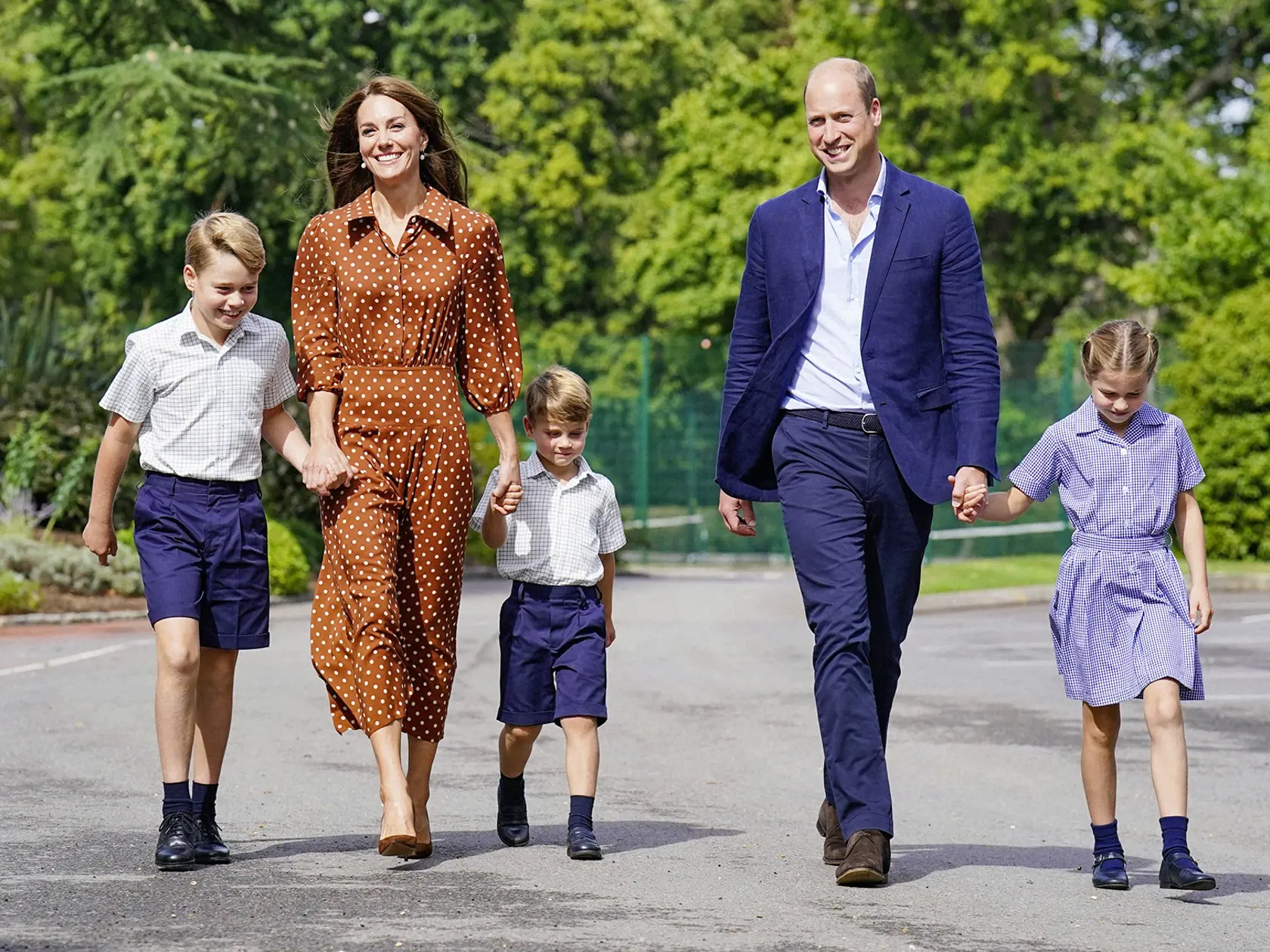 Princezná Kate s manželom princom Williamom a ich tromi ratolesťami