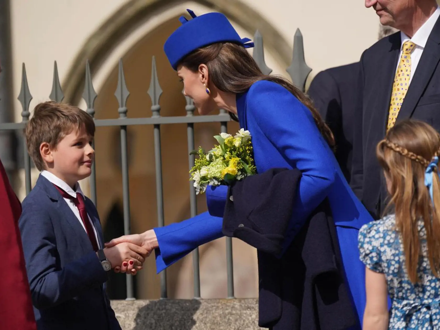 Princezná prekvapila výraznými červenými nechtami.