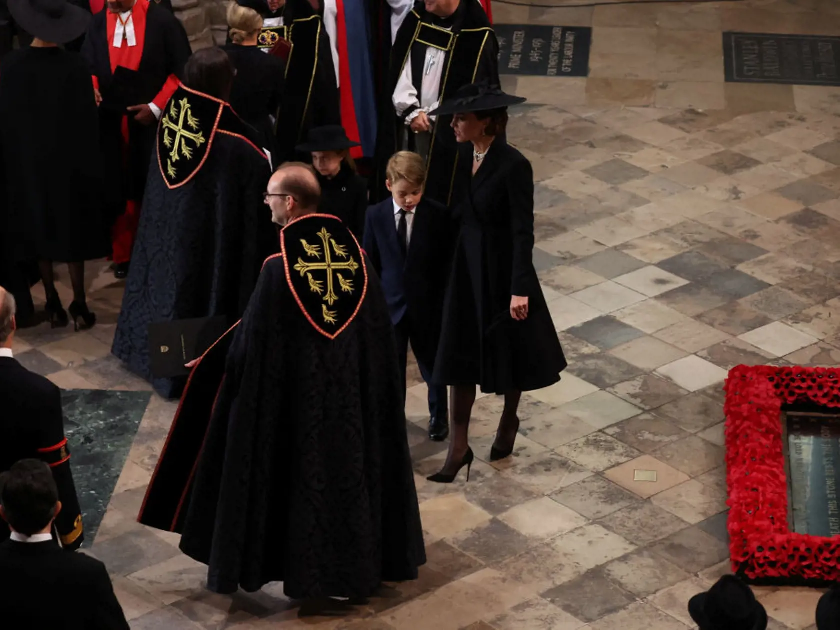 Na snímke je princezná Kate zachytená počas pohrebu kráľovnej Alžbety II.