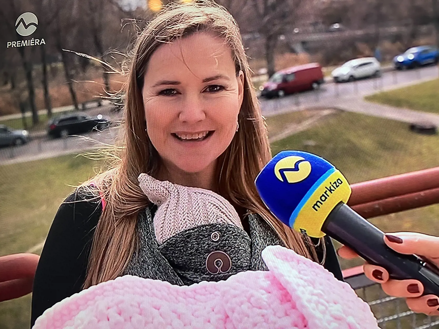 Herečka a speváčka Zuzana Haasová má najmladšiu dcérku Johannku, ktorá bola po pôrode v inkubátore, už konečne doma.