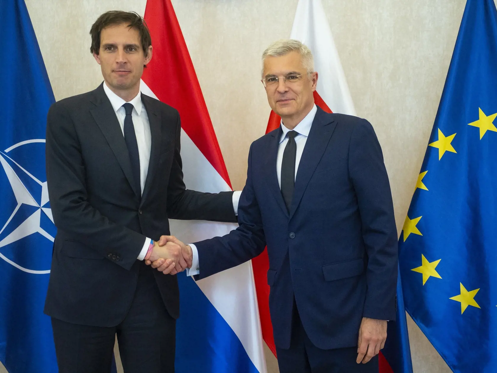 Na snímke zľava holandský minister zahraničných vecí Wopke Hoekstra a minister zahraničných vecí a európskych záležitostí SR Ivan Korčok (nominant SaS) počas prijatia v rezorte 30. marca 2022 v Bratislave. FOTO TASR - Jakub Kotian