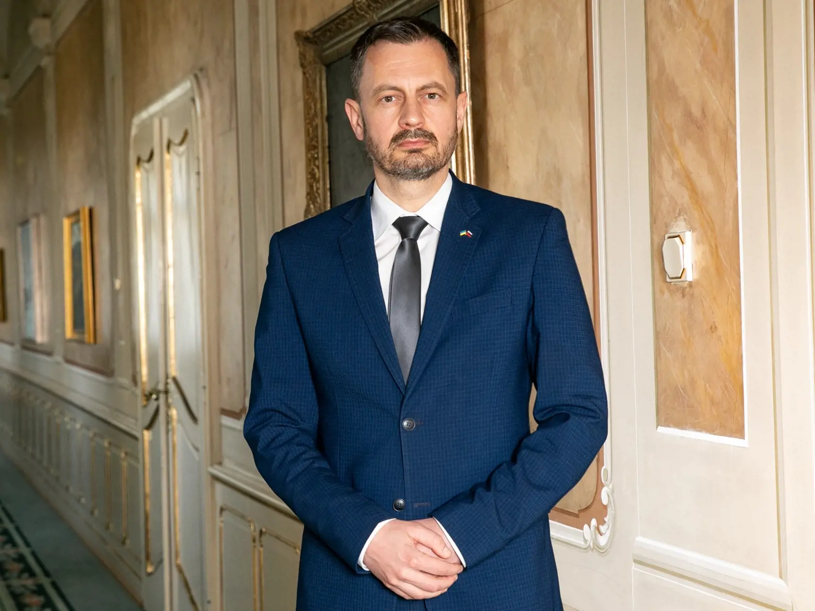 Na fotke je Eduard Heger, súčasný predseda vlády Slovenskej republiky.