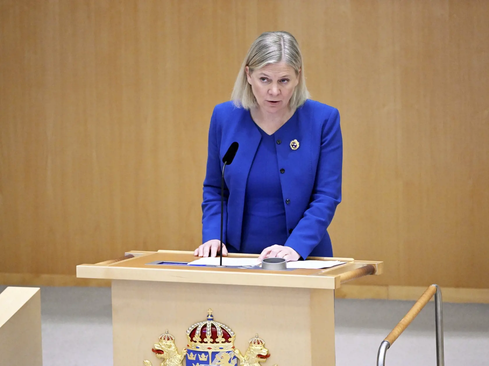 JB 35 Stockholm - Švédska premiérka Magdalena Anderssonová počas prejavu v parlamente v Stockholme 16. mája 2022. Poslanci švédskeho parlamentu budú diskutovať o rozhodnutí vlády podať žiadosť o členstvo v NATO. FOTO TASR/AP

Prime Minister Magdalena Andersson talks during the parliamentary debate on the Swedish application for NATO membership, in Stockholm, Monday, May 16, 2022. Sweden's lawmakers debate about applying for NATO membership, paving the way for a historic expansion of the alliance