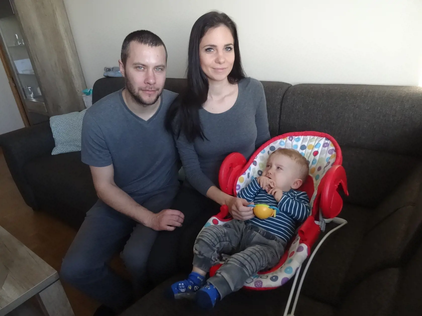Rodičia veria, že sa im obrovskú sumu podarí dať dokopy. Liek stojí 2,1 mil. USD, je najdrahším liekom na svete.