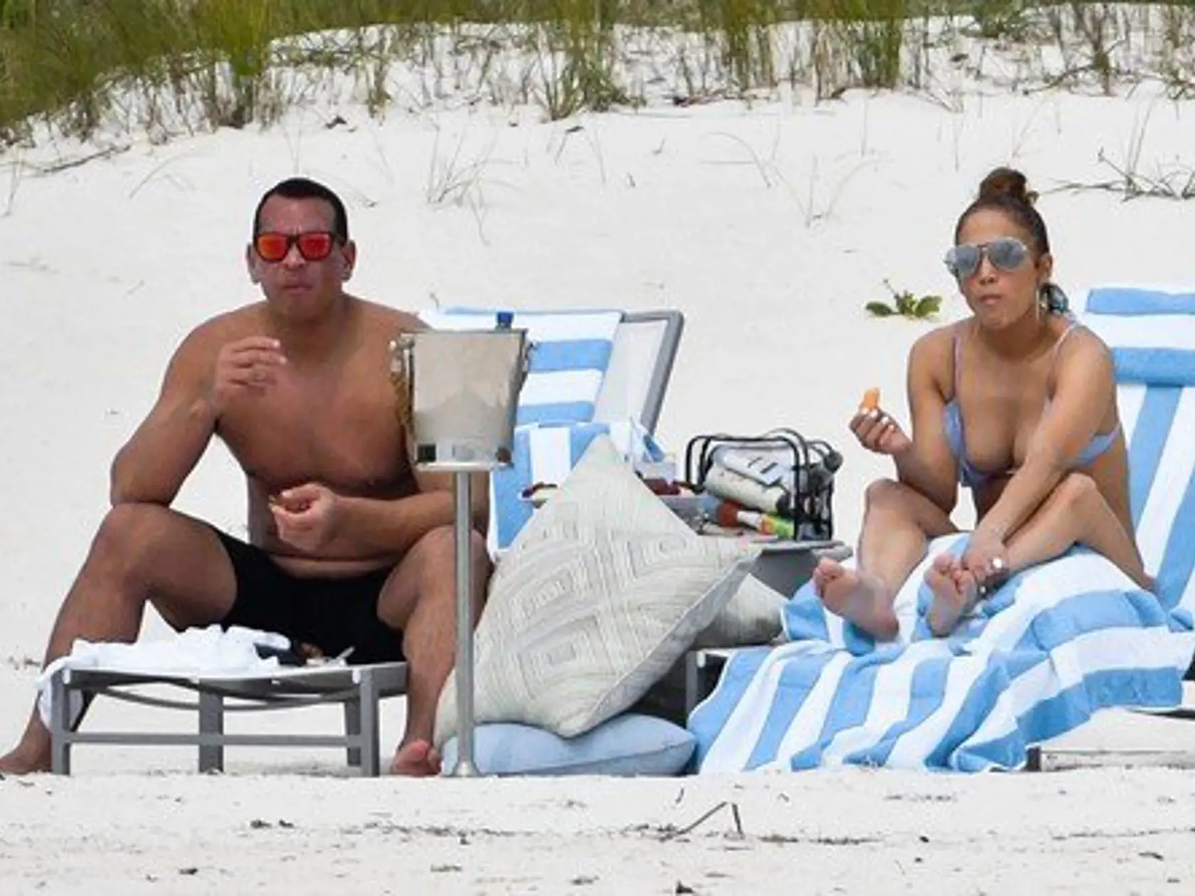 Jennifer Lopez a jej snúbenec Alex Rodriguez 