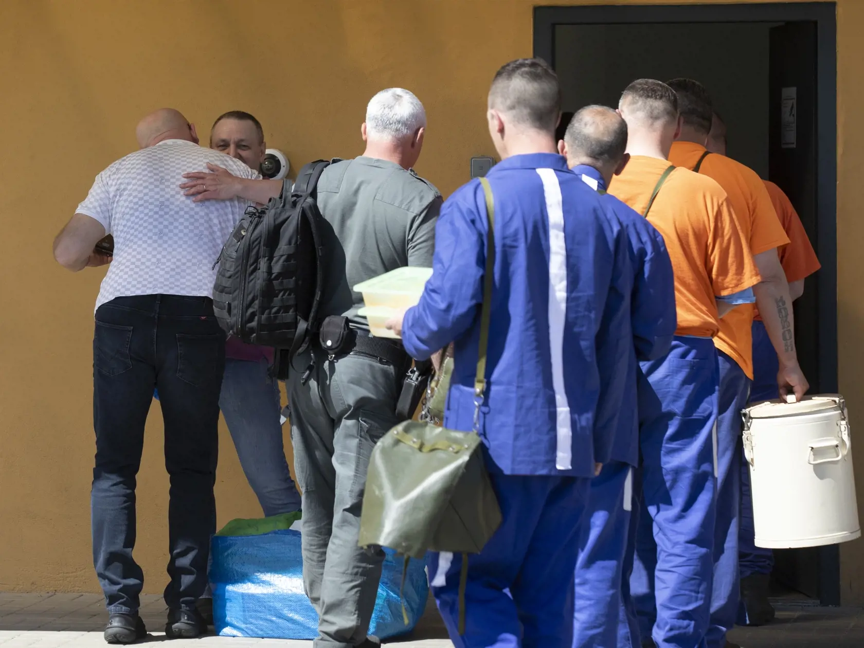   Na snímke je prepustenie Sergeja Kucharenka z väzenia .v Hrnčiarovciach