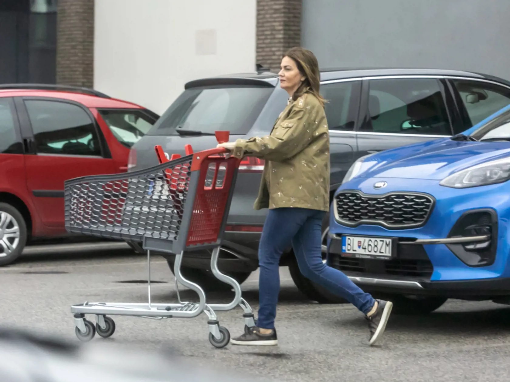 Monika Beňová vychádza von, len keď je to nutné.