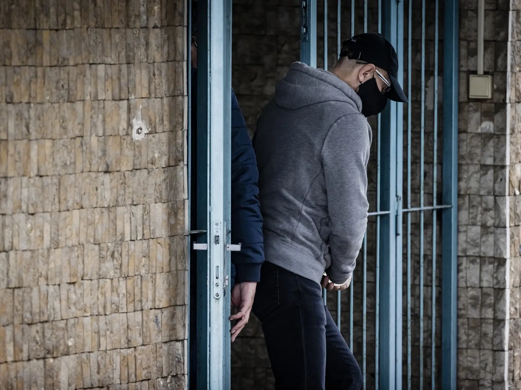 V budove Národnej kriminálnej agentúry v Nitre prebiehajú výsluchy zadržaných osôb v rámci akcie Víchrica.Na snímke podnikateľ a advokát Zoroslav Kollár.