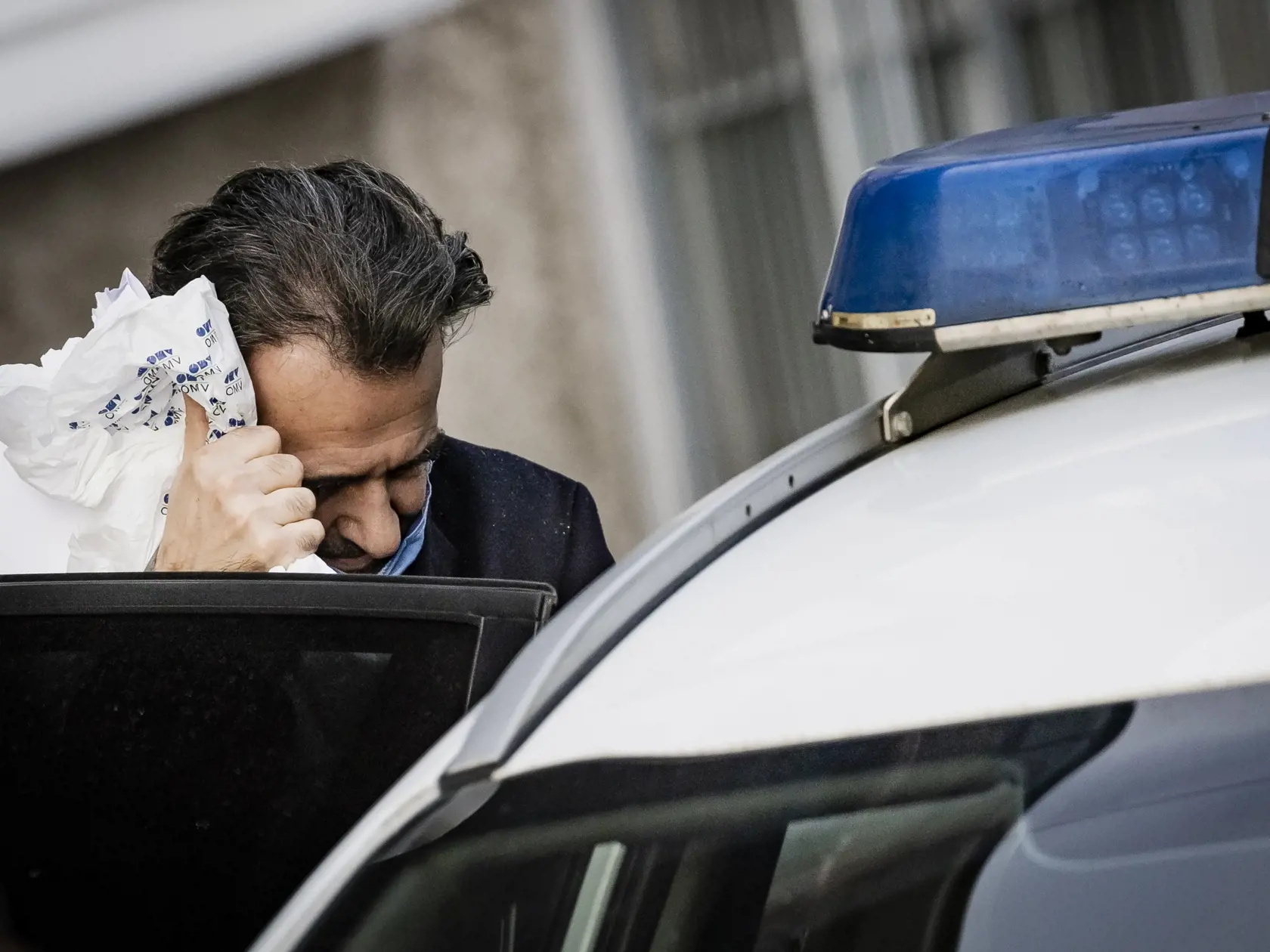 V budove Národnej kriminálnej agentúry v Nitre prebiehajú výsluchy zadržaných osôb v rámci akcie Víchrica. Na snímke sudca Richard Molnár.