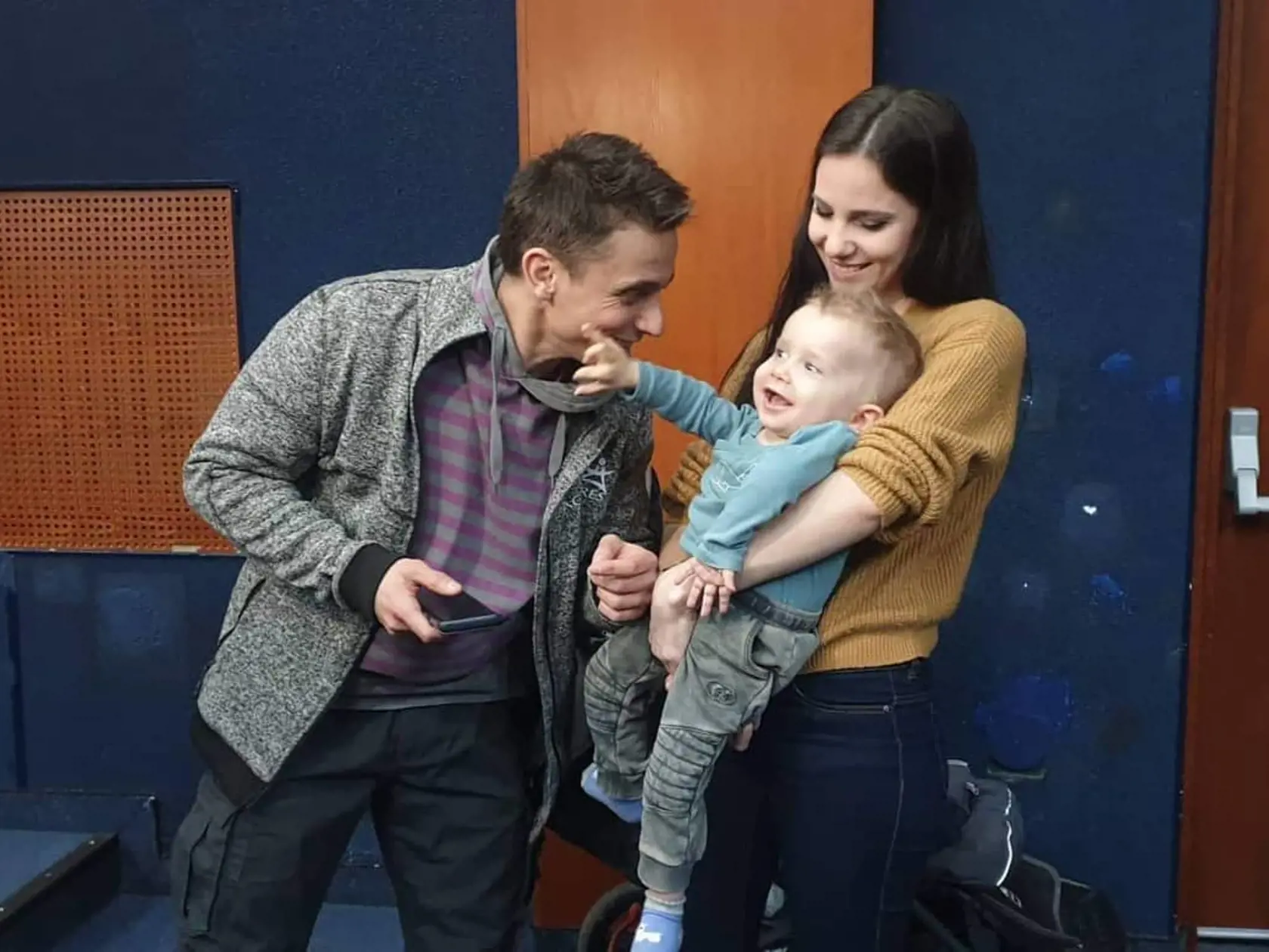 Herec Robo Kobezda z rožňavského divadla Actores si pripravil pre chlapčeka prekvapenie a tiež sa rozhodol spolu s kolegami prispieť na dobrú vec.