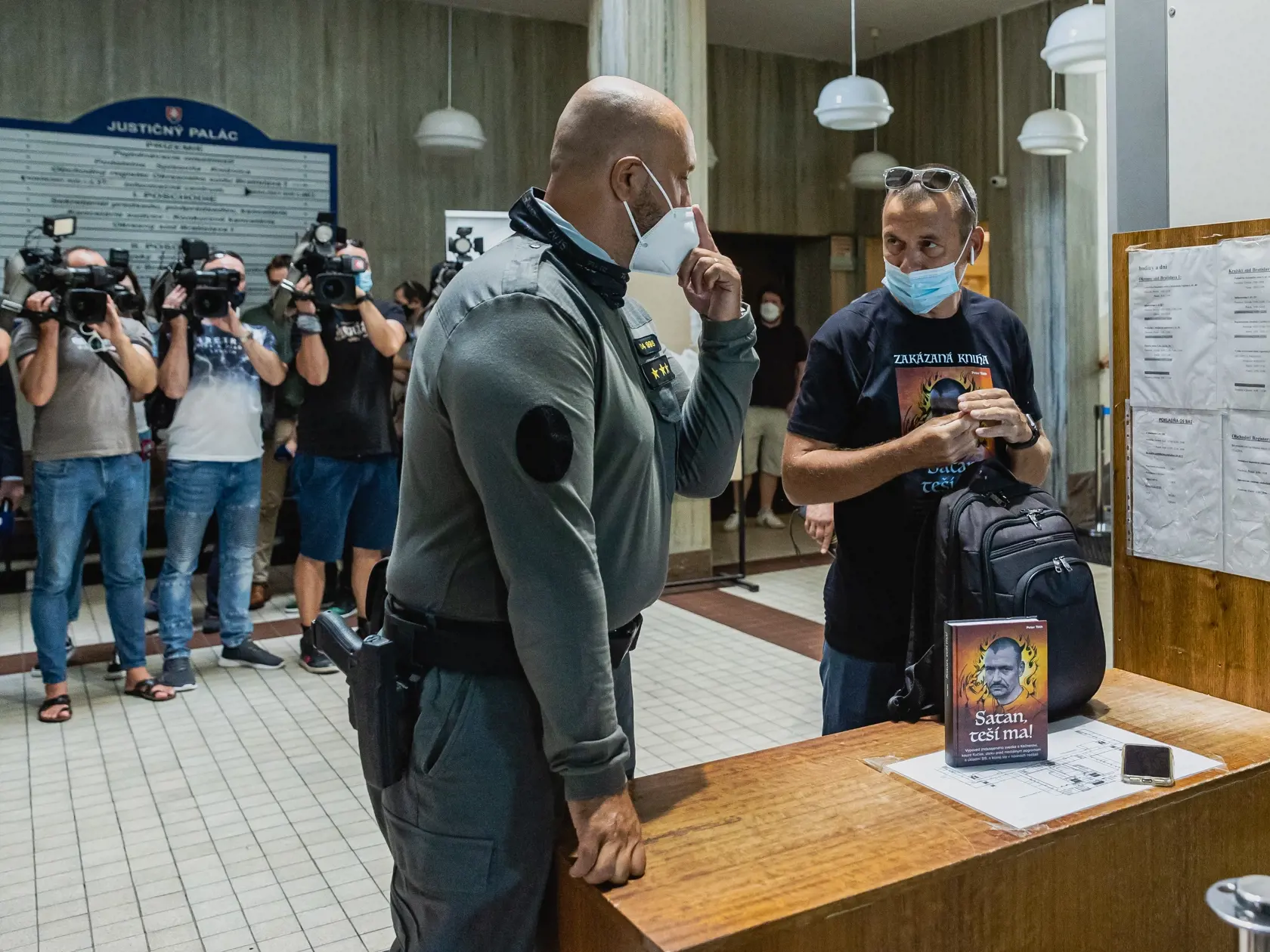 Pred sudcom JUDr. Marekom Filom sa začalo hlavné pojednávanie Okresného súdu Bratislava I s obžalovaným Mariánom Kočnerom v kauze tzv. „motákov’“. Na snímke Peter Tóth, predvolaný na pojednávanie ako svedok.