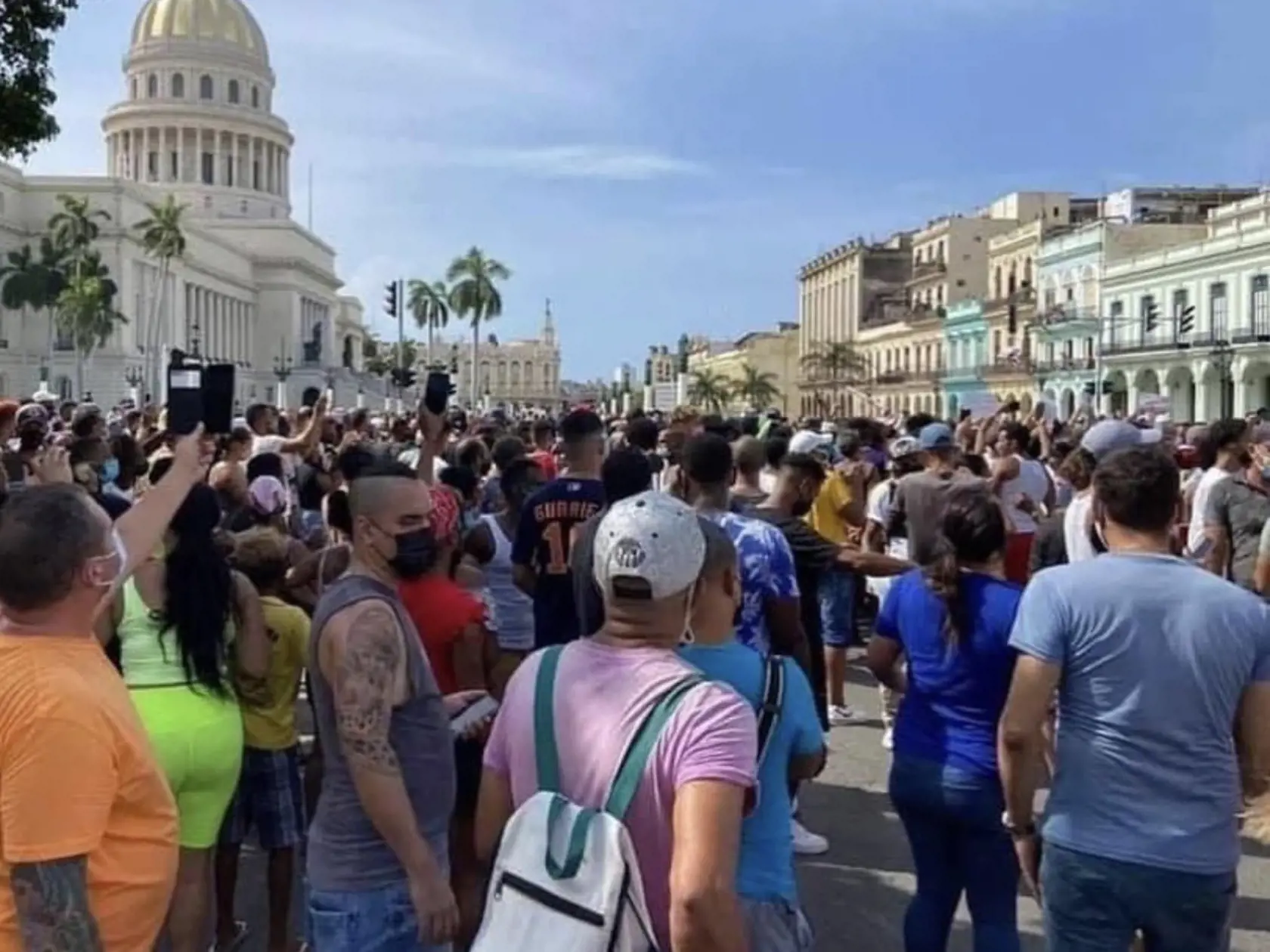 Kuba zažíva najväčšie protesty za posledné desaťročia.