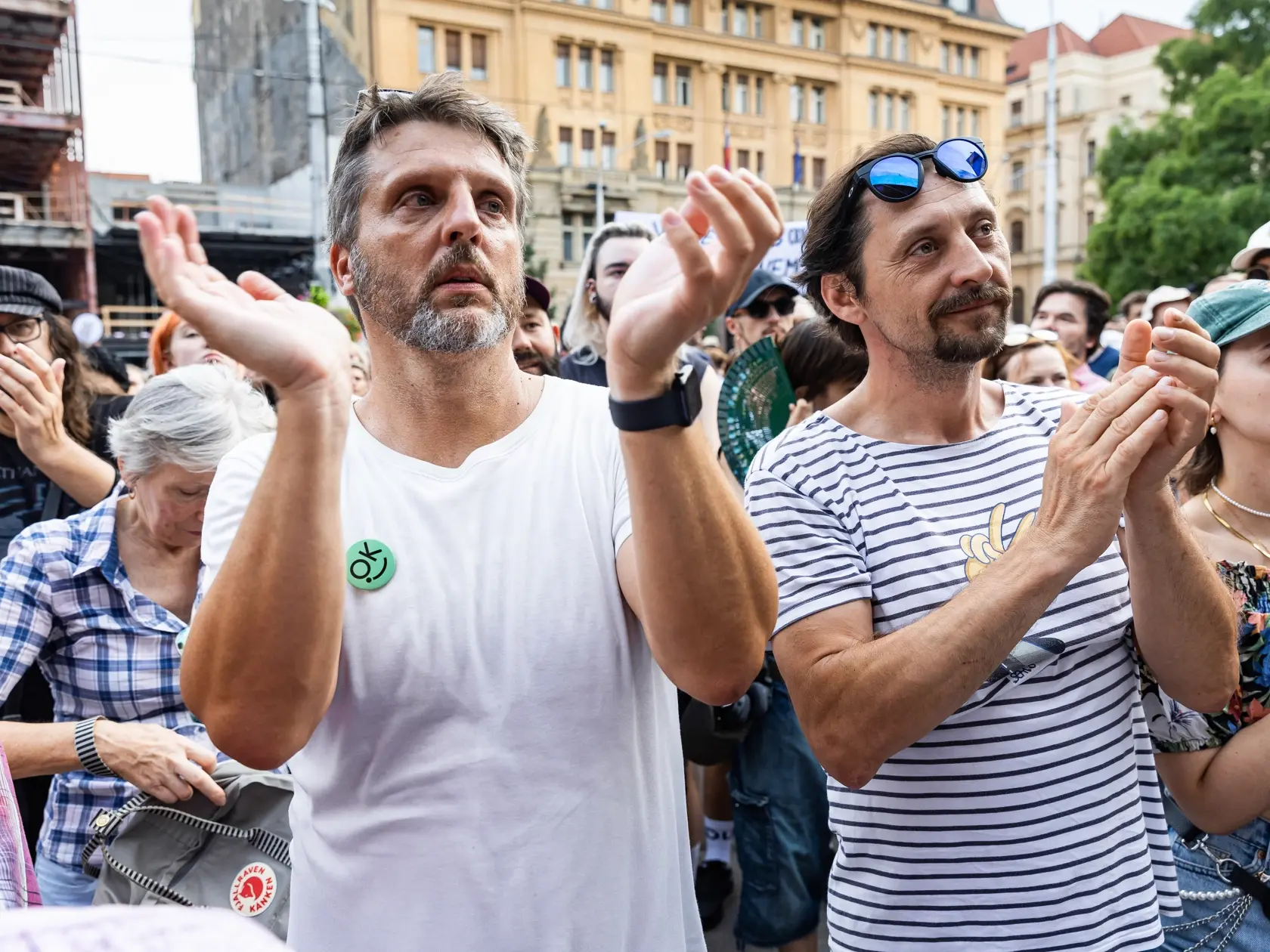 Martin Šútovec a Lukáš Latinák na nedávnom proteste proti krokom ministerstva kultúry v Bratislave.