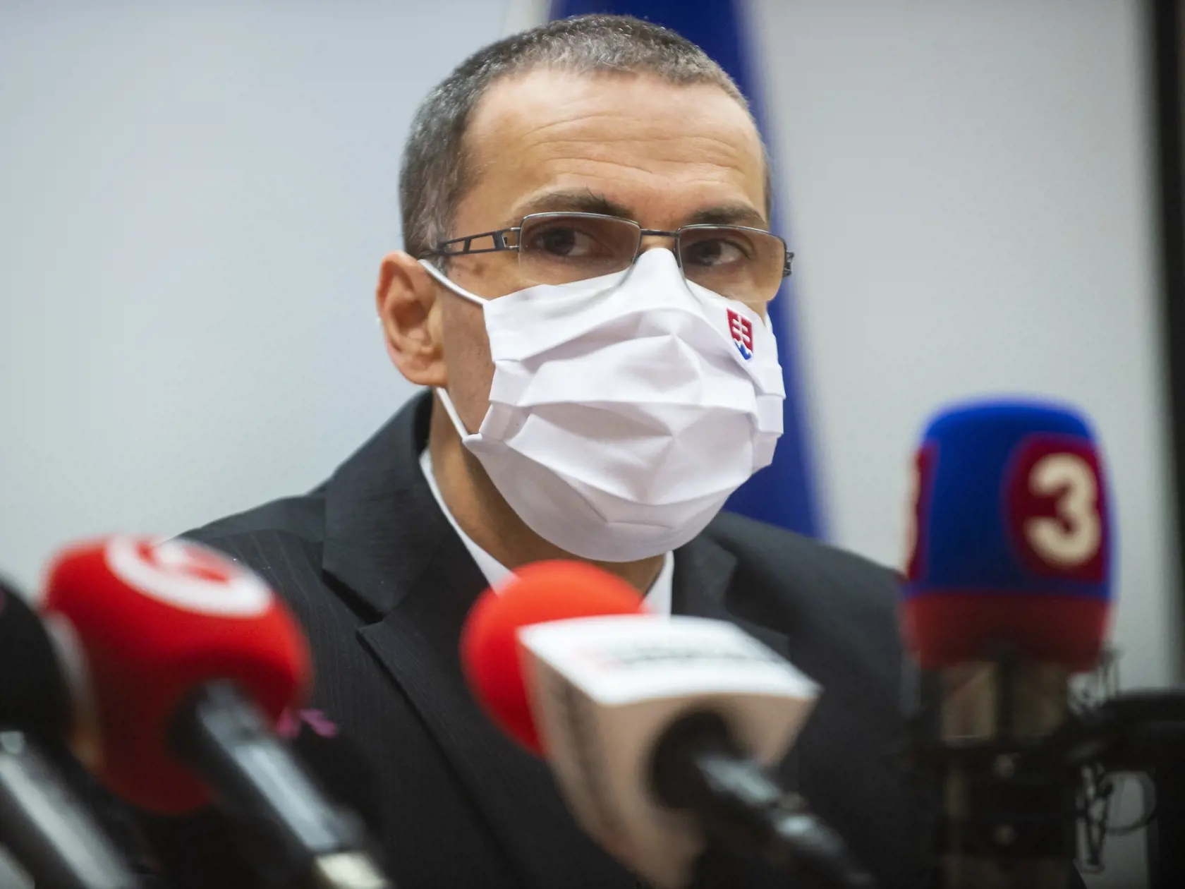 Na snímke generálny prokurátor SR Maroš Žilinka počas tlačovej konferencie na tému Vyhlásenie výsledku preskúmania vyhlášok Úradu verejného zdravotníctva (ÚVZ) Slovenskej republiky 28. januára 2021 v Bratislave.