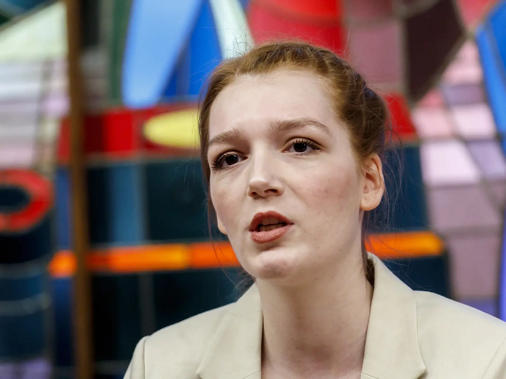 Na snímke herečka Annamária Janeková počas tlačovej konferencie po verejnej generálke autorskej inscenácie Fantomas v réžii Valerie Schulczovej v Divadle P. O. Hviezdoslava v Bratislave vo štvrtok 2. februára 2023. FOTO TASR - Dano Veselský