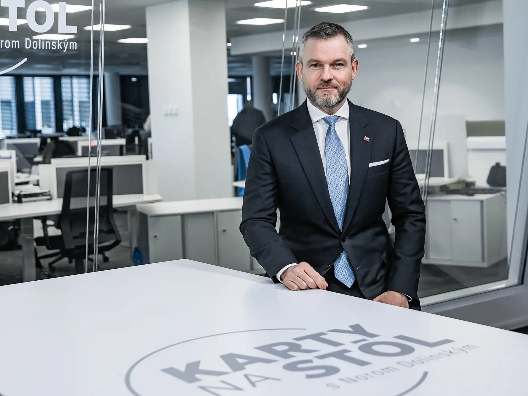 Diskusná relácia "Karty na stôl", ktorej hosťom bol Peter Pellegrini.