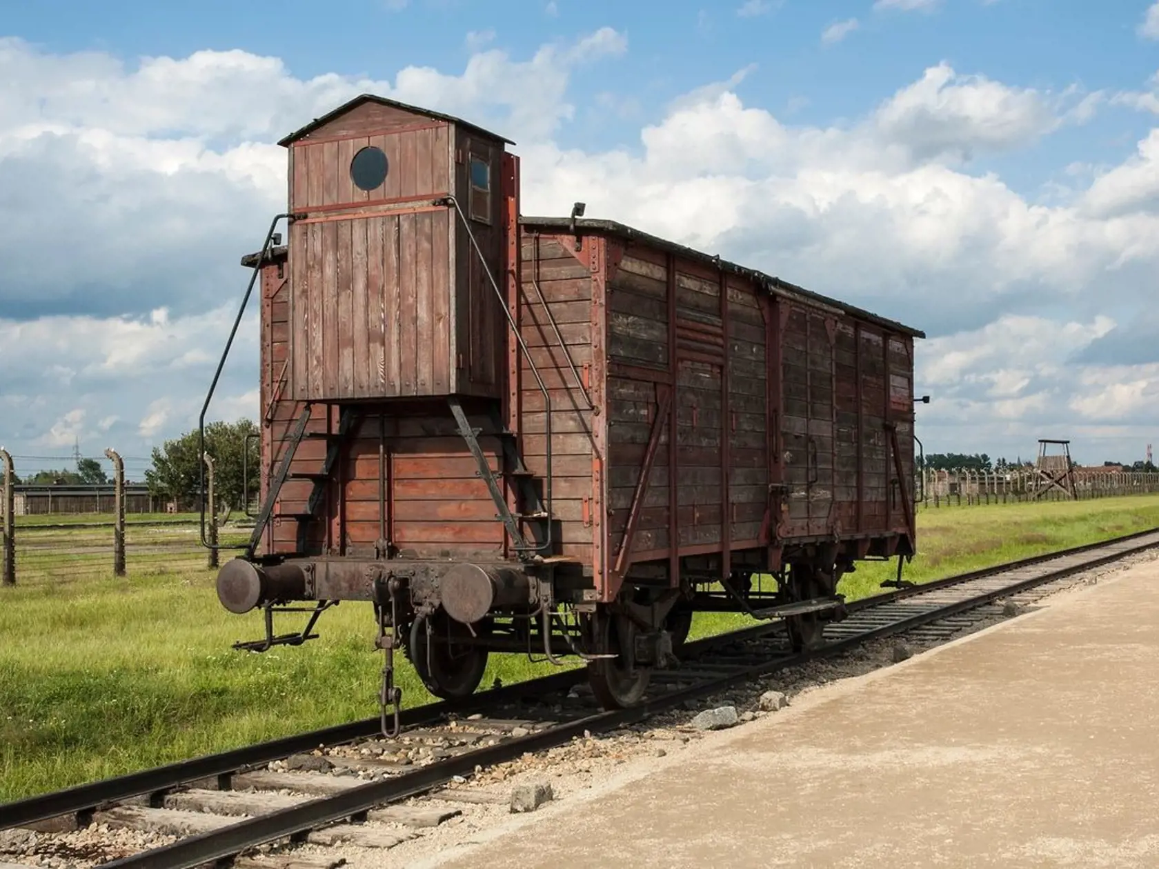 Po tejto trati väzňov iba privážali. Neodvážali nikoho.