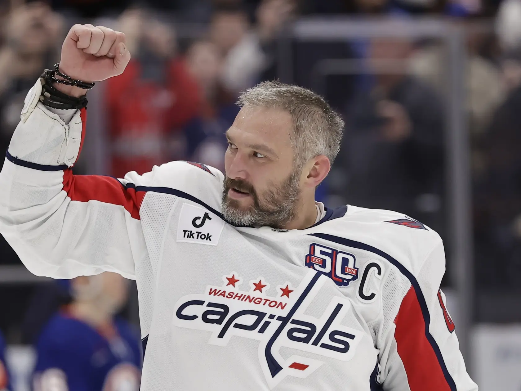 Ovečkin pokoril Gretzkého a stal sa najlepším strelcom histórie NHL.