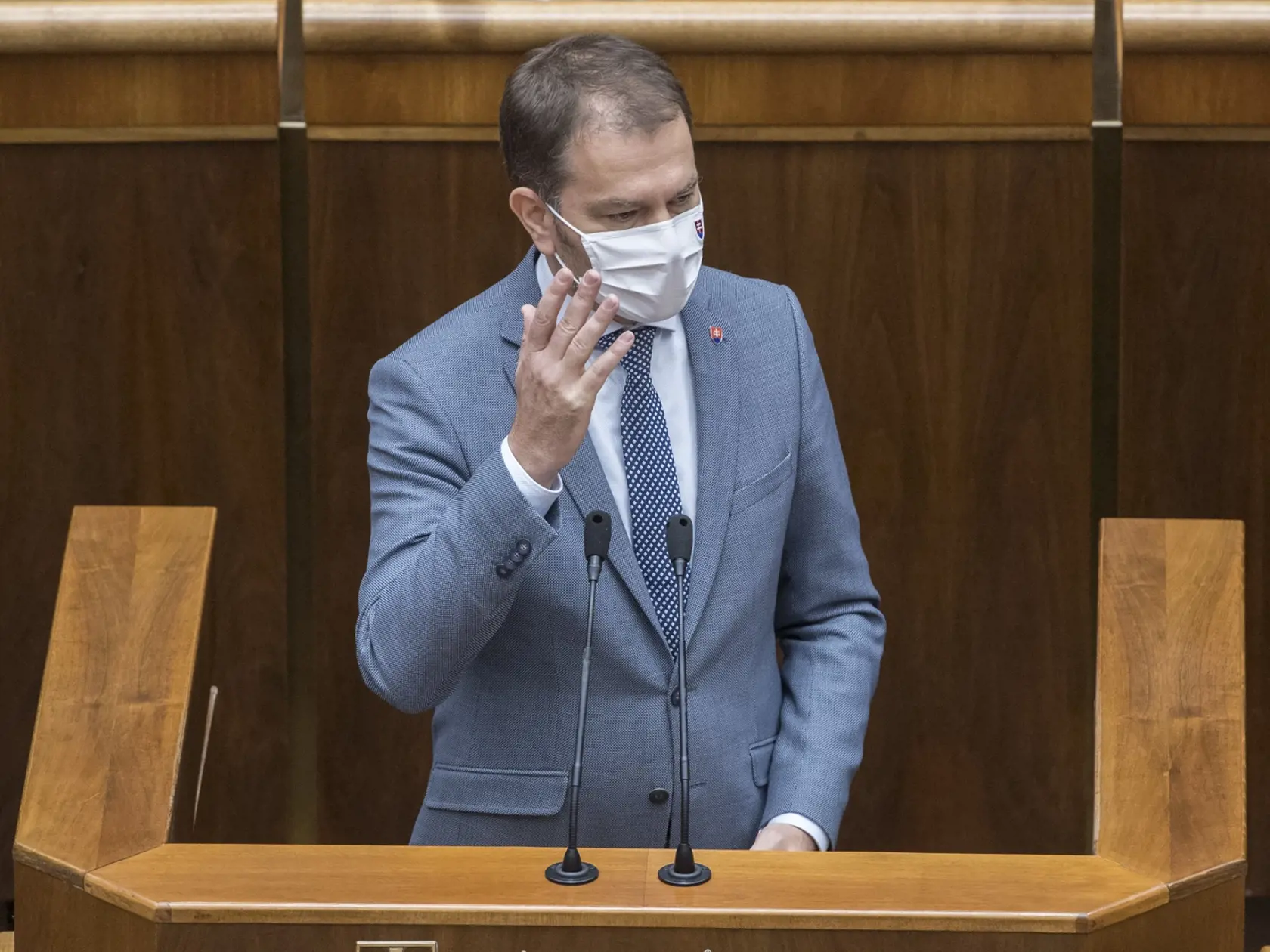 Predseda vlády Igor Matovič (OĽaNO) počas príhovoru v rámci 16. schôdze NR SR 23. októbra 2020 v Bratislave.