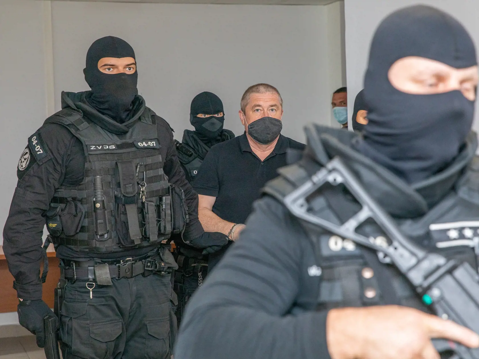 Na snímke je bývali špeciálny prokurátor Dušan Kováčik ktorý je podozrivý, že sa nechal v lete 2017 podplatiť mafiou a za 50-tisíc eur pomohol s prepustením bosa mafie.