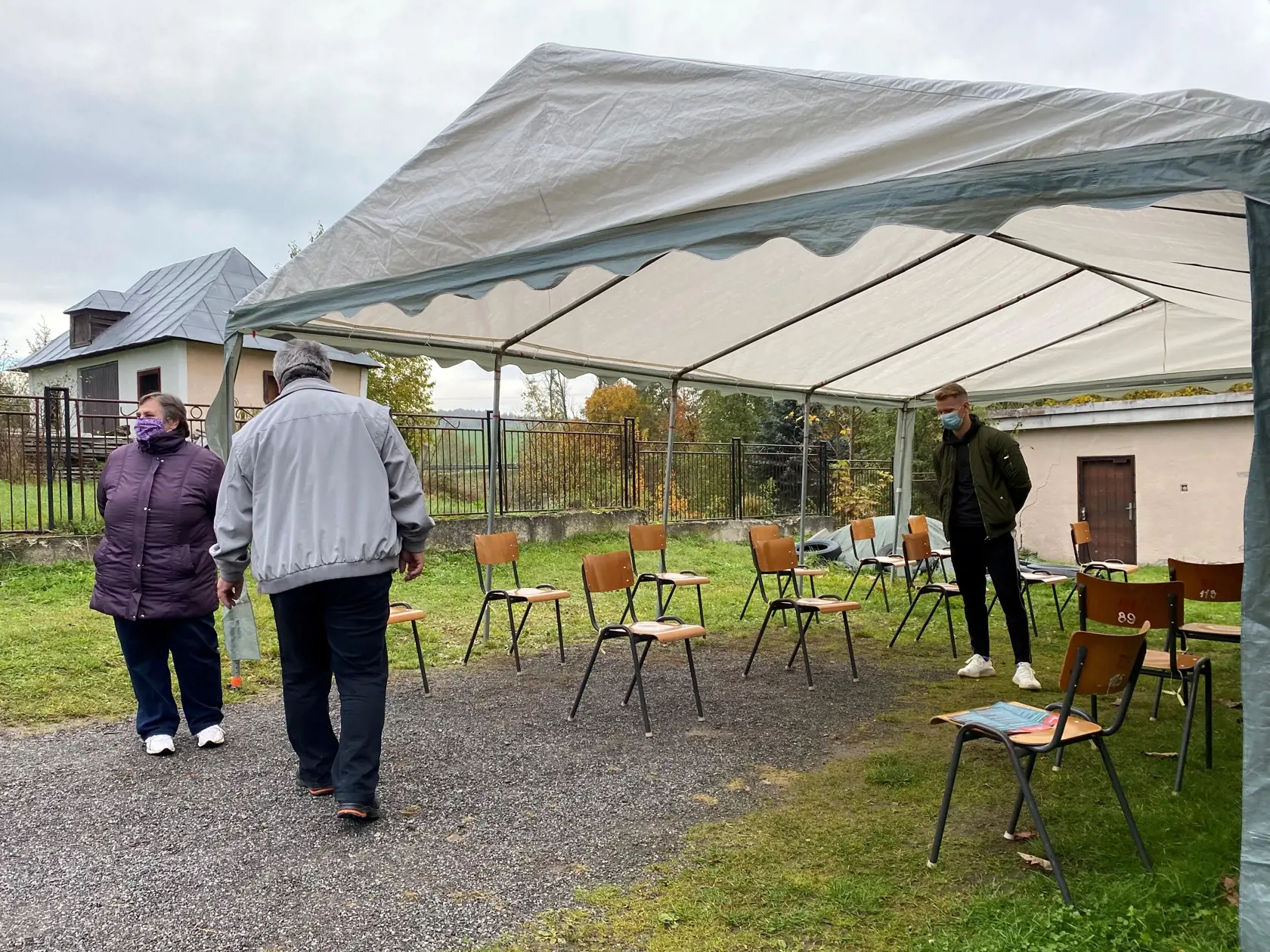 Tretí a záverečný deň pilotného celoplošného testovania na ochorenie COVID-19 na Orave a v Bardejove.