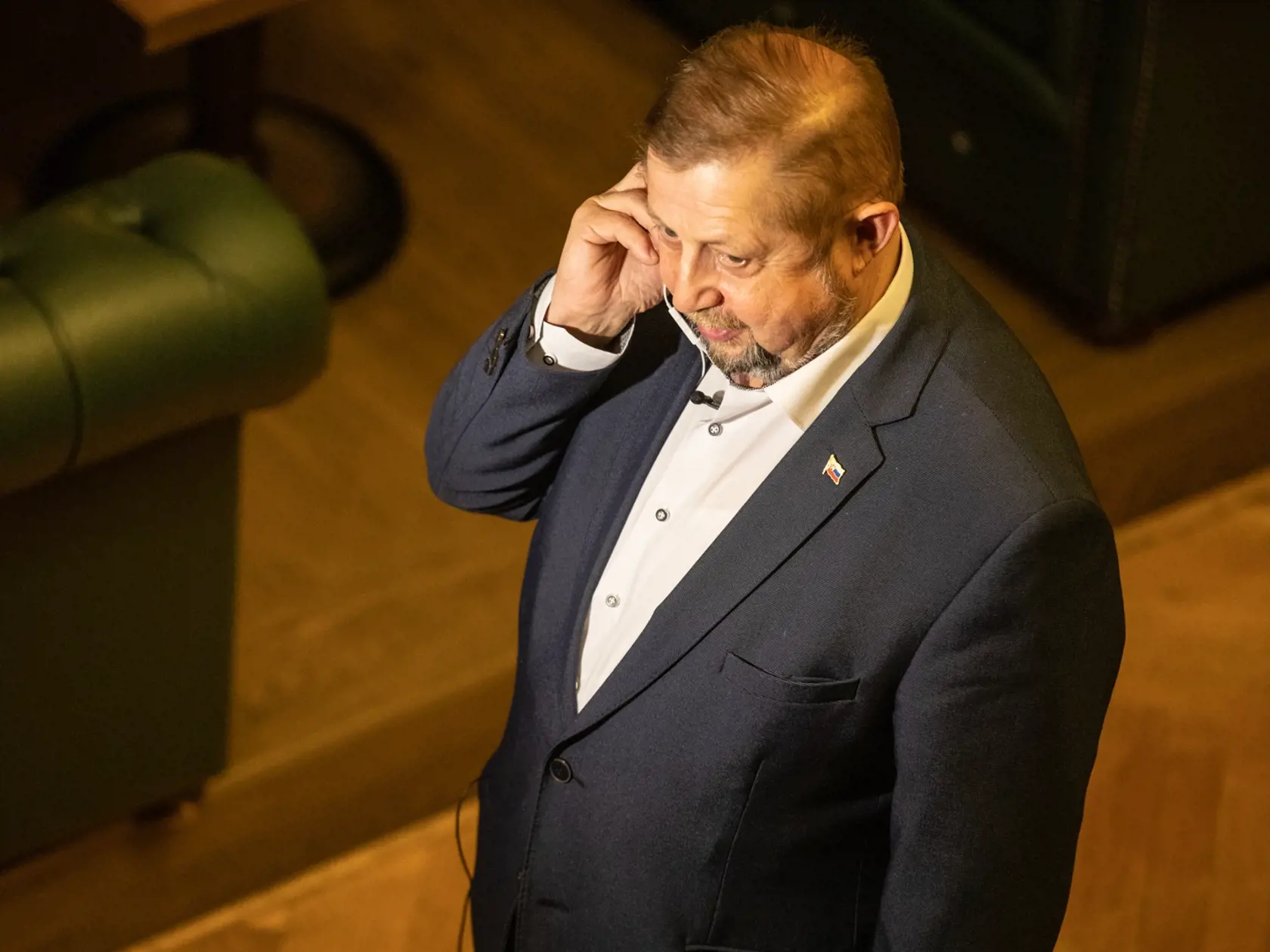 Prezidentske volby Volební štáb Štefana Harabína v Bratislavskom hoteli Apollo Prvá reakcia Štefana Harabína na predbežné výsledky.