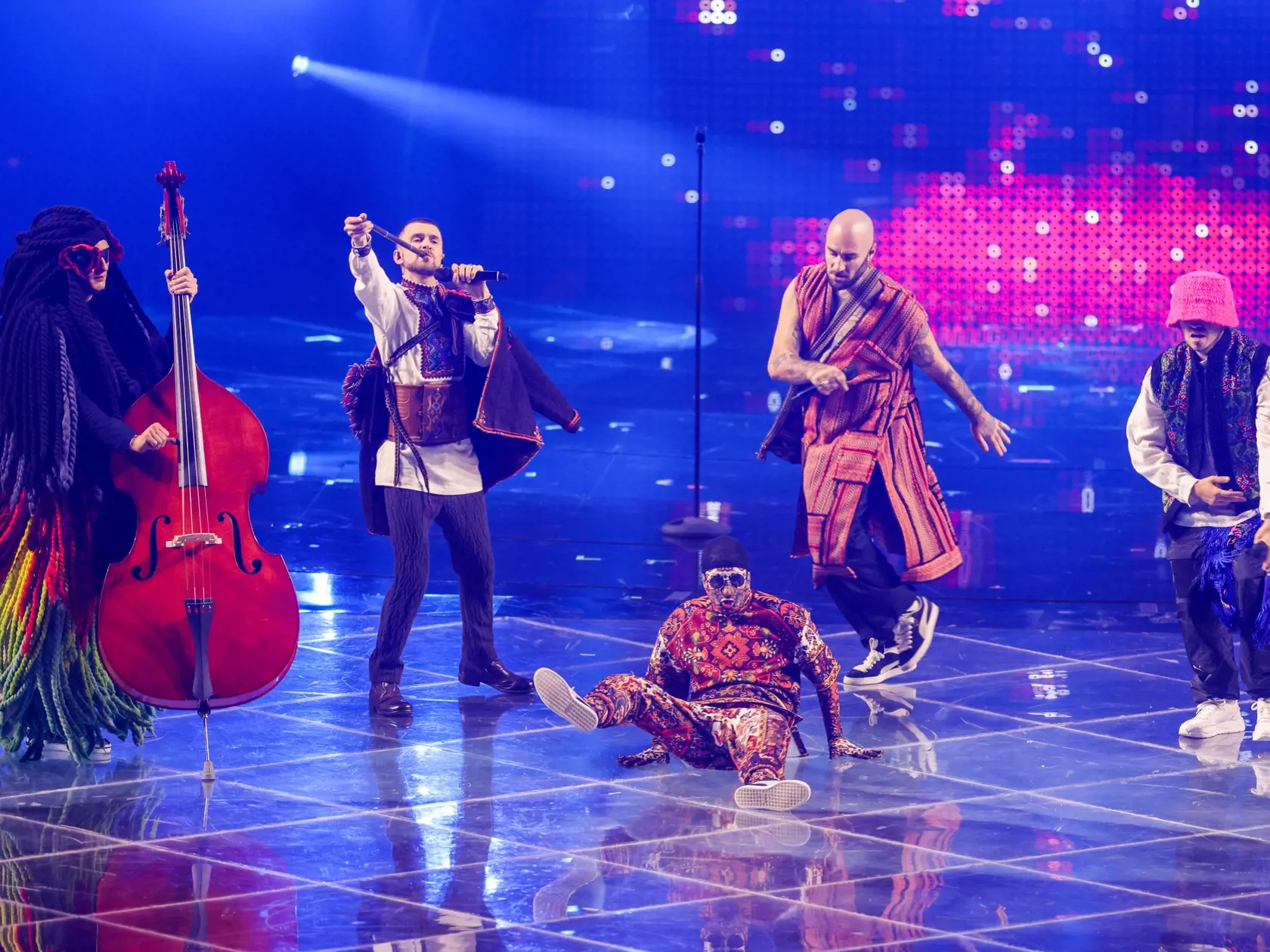 Ukrajinská kapela Kalush Orchestra postúpila v utorok večer do finále pesničkovej súťaže Eurovízia (Eurovision Song Contest) v talianskom Turíne.