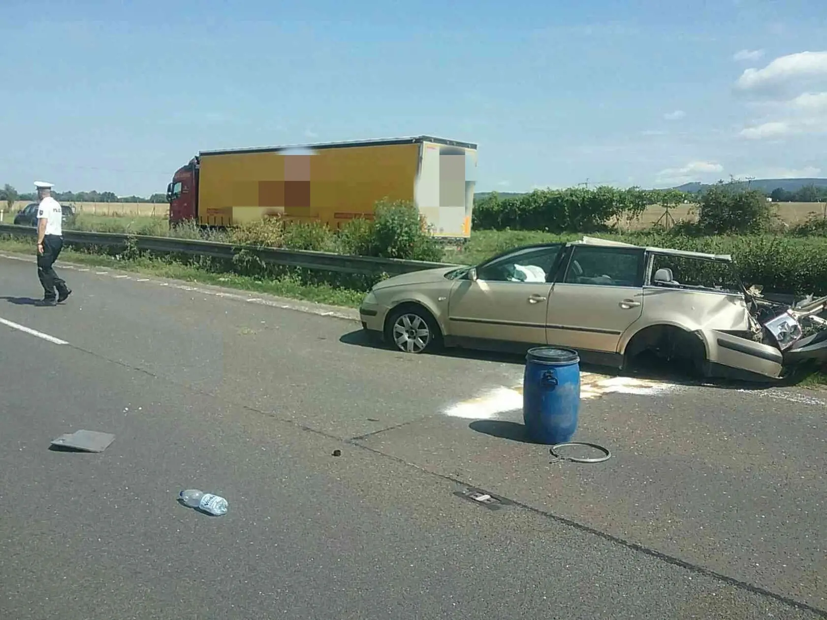 Pri tragickej dopravnej nehode, ktorá sa stala na diaľnici D2 v smere do Bratislavy, zahynul jeden človek.