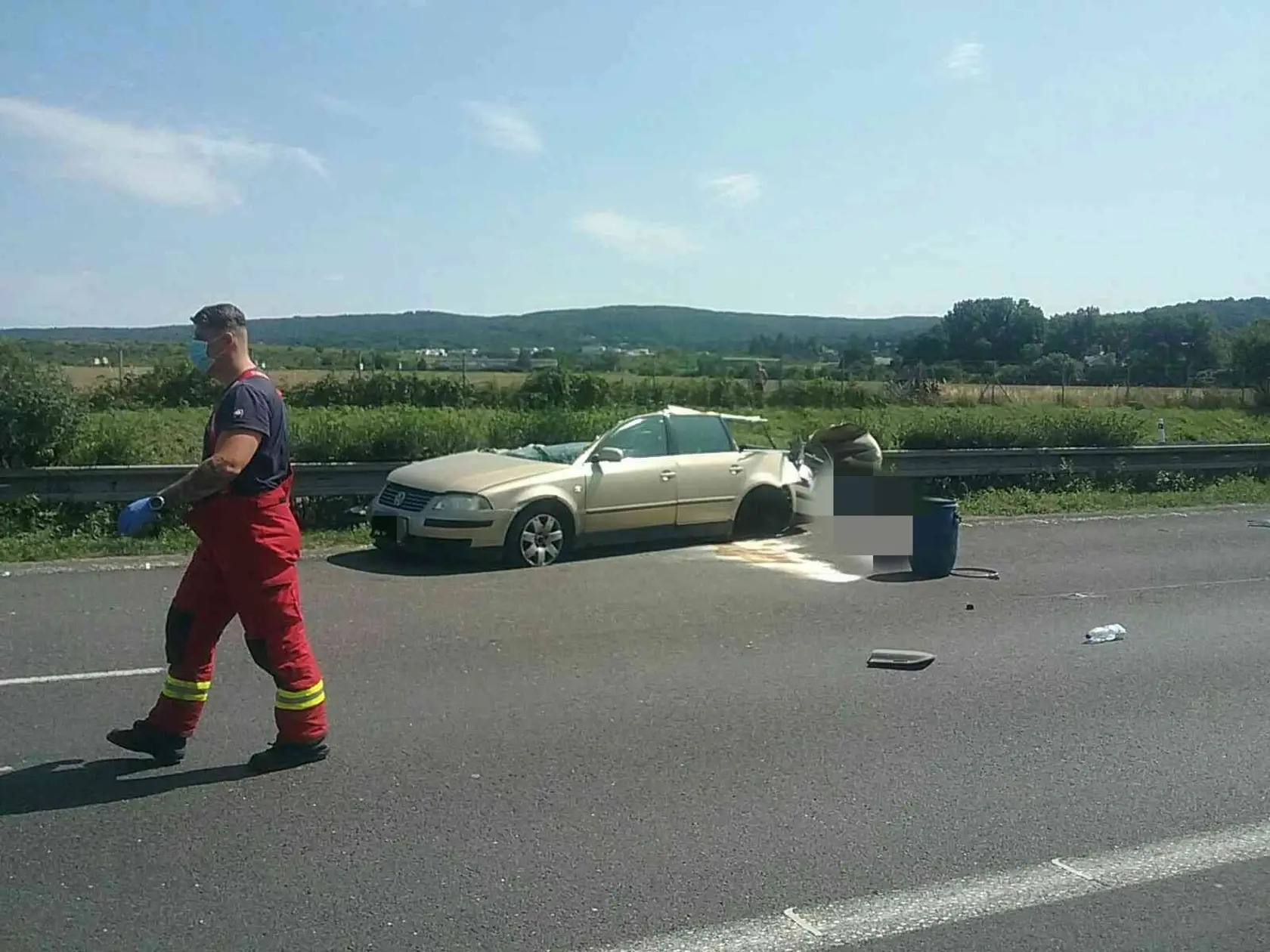 Pri tragickej dopravnej nehode, ktorá sa stala na diaľnici D2 v smere do Bratislavy, zahynul jeden človek.