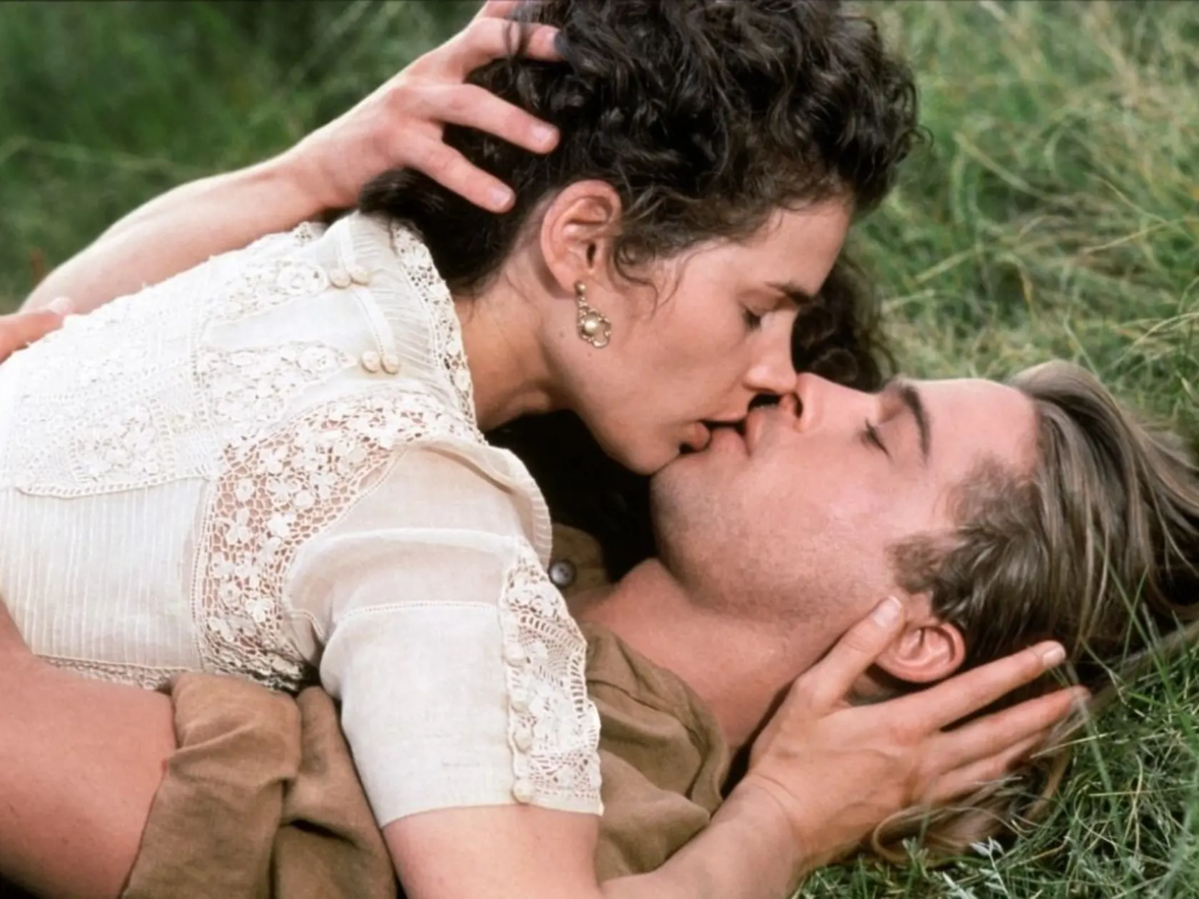 Julia Ormond a Brad Pitt v Legende o vášni