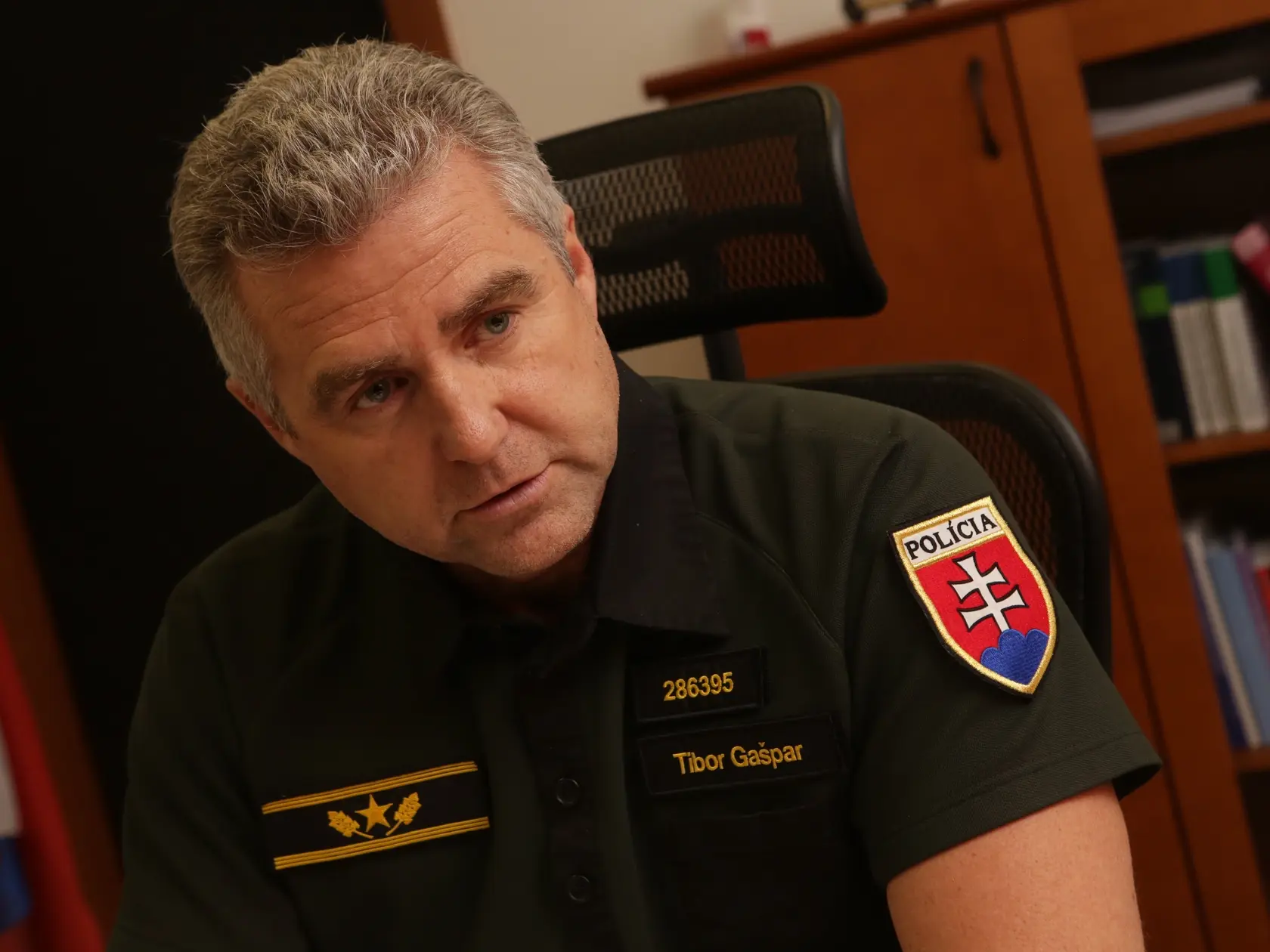 Bývalého prezidenta Policajného zboru Tibora Gašpara dnes ráno zdržala NAKA.