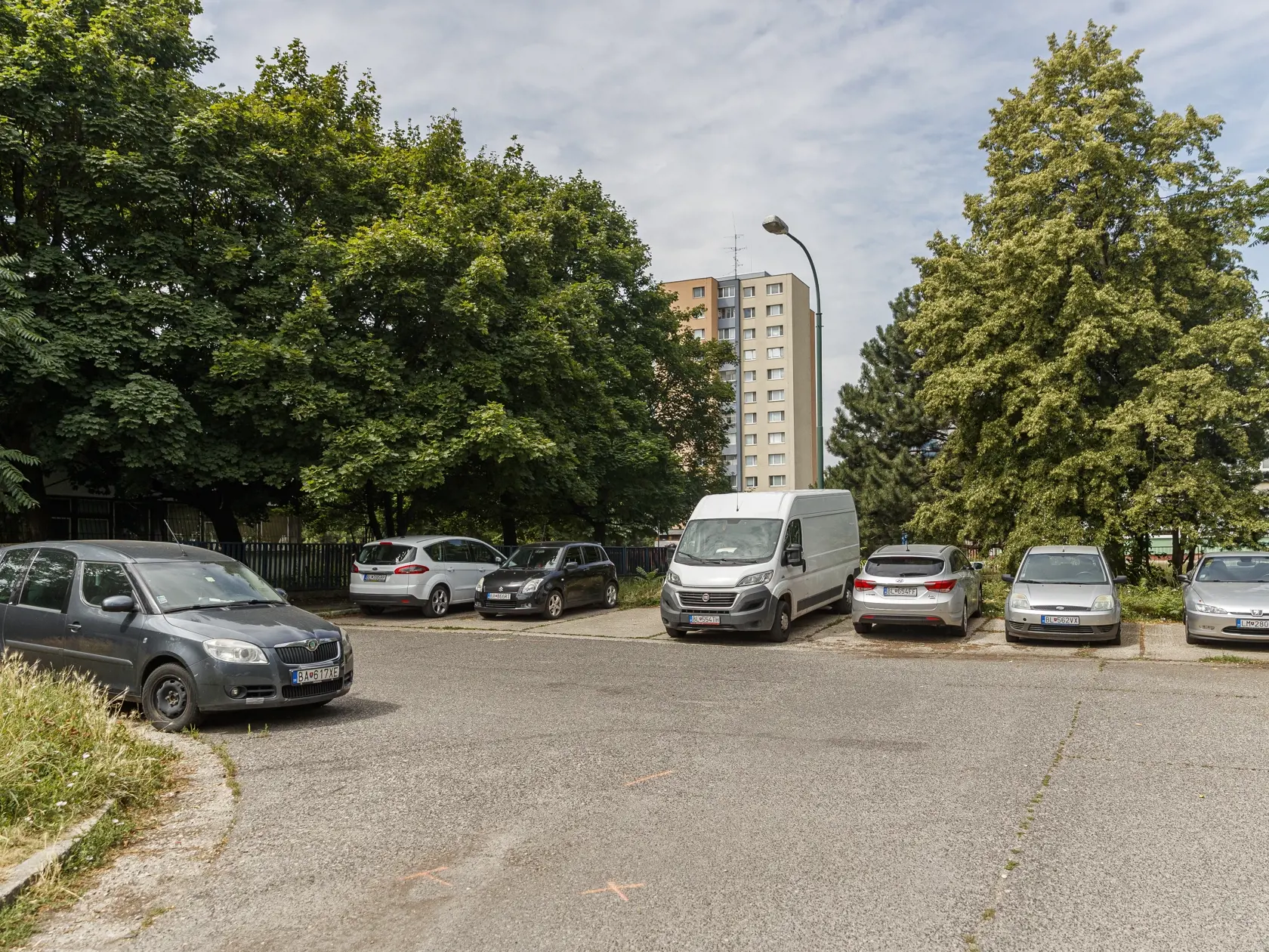 Takisto rozhodol, že budúci rok Generálna prokuratúra vykoná komplexné previerky zákonnosti regulácie parkovania po celom Slovensku.