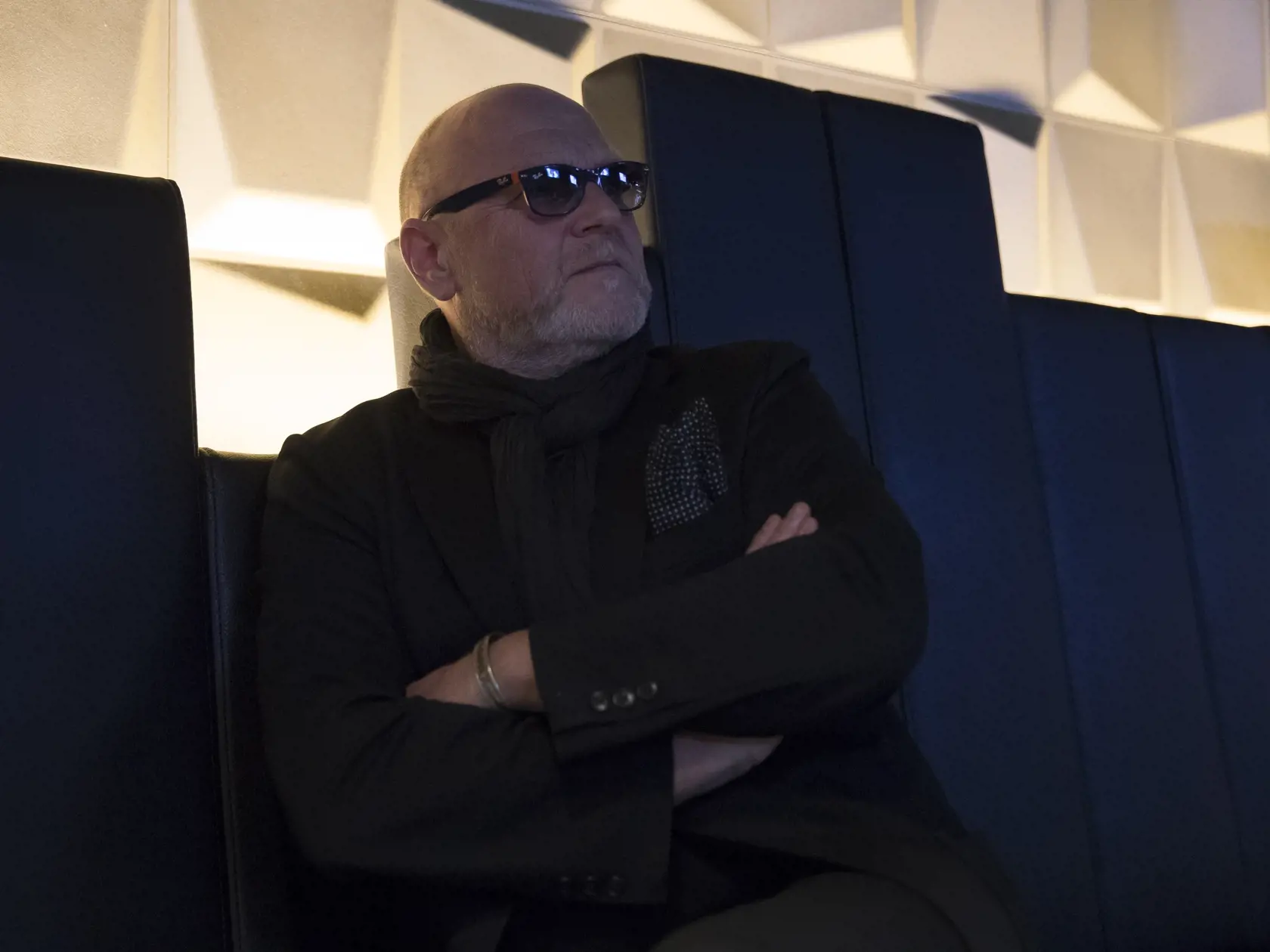 Slovenskej premiery noveho ceskeho filmu Miluji te modre sa zucastnilo aj niekolko obsadenych hercov. Na snimke je Marek Vasut.