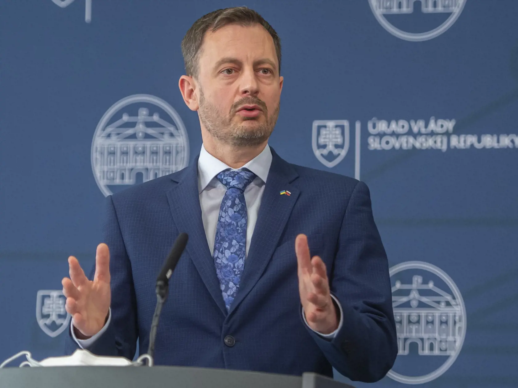 Reaguje tak na návrhy z dielne rezortu financií, ale aj dlhodobý prístup štátu voči samosprávam. Situáciu vyhodnotí združenie koncom júna. Ak sa nič nezmení, je pripravené vyhlásiť ostrý štrajk. Podporu ZMOS-u deklaruje aj Združenie samosprávnych krajov SK8.
