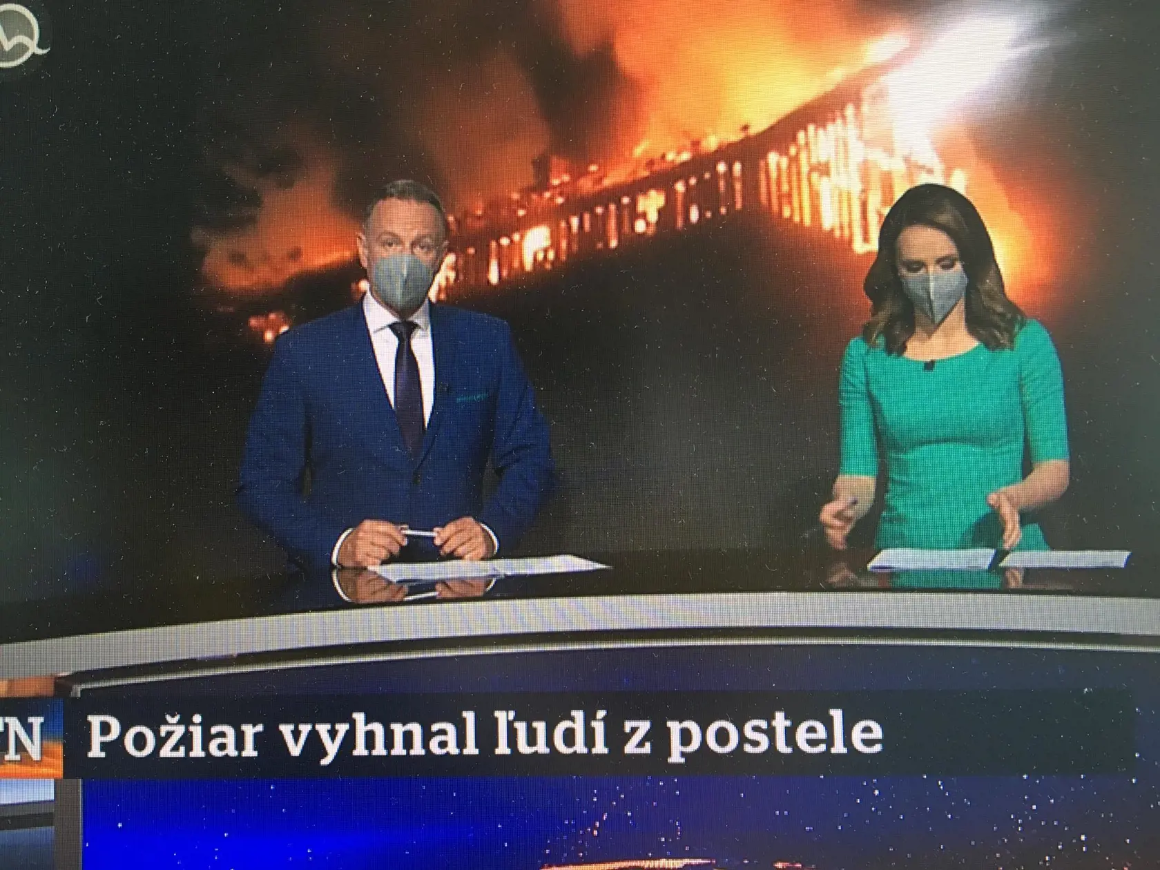 Sobotné Televízne noviny moderoval Patrik Švajda.