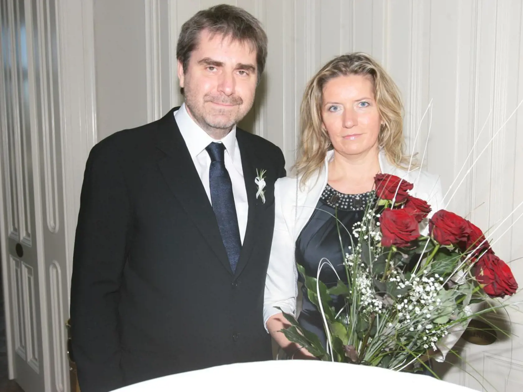 Na svadbu prišiel aj Peter Marcin s manželkou.