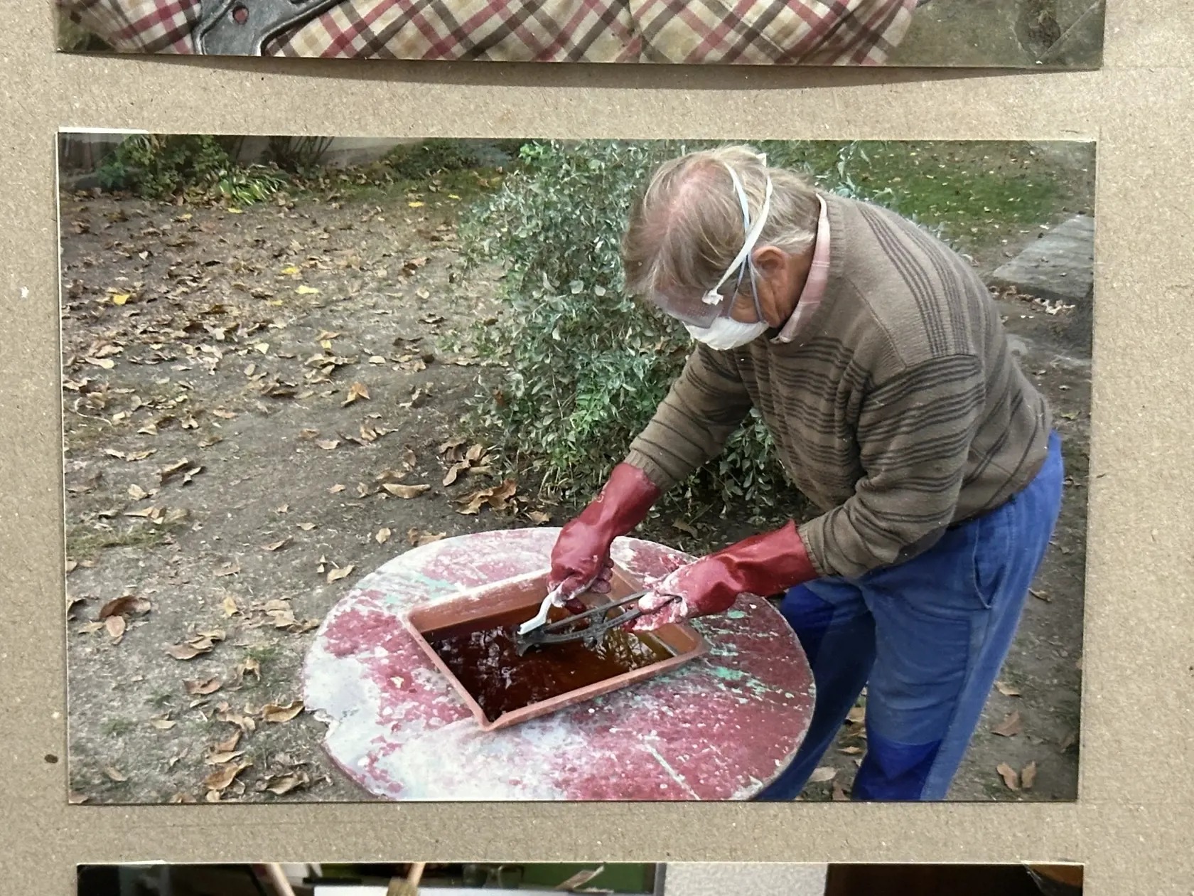 Aj keď samotný proces, kým sa zo zhrdzavenej a zničenej váhy stane pastva pre oči trvá niekoľko týždňov, tento koníček pána Rudolfa baví.