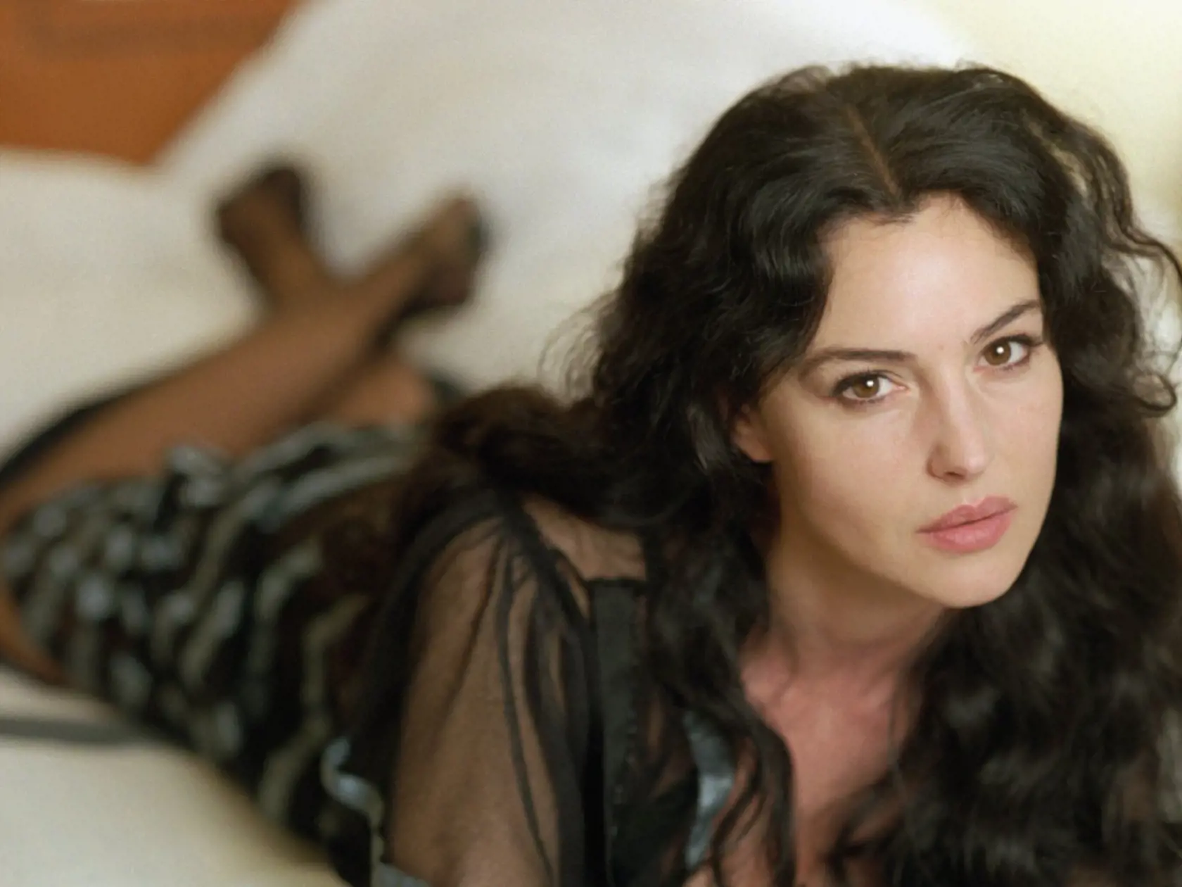 Jej mama Monica Bellucci ako Malena. Tá podoba s dcérou je viditeľná.