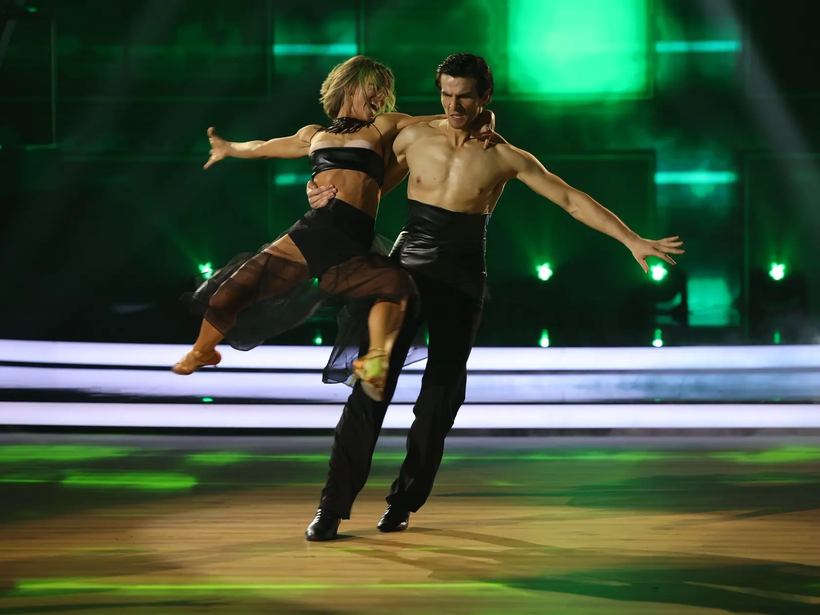 Finálové kolo Let's Dance. Na snímke Kristián Baran a Dominika Rošková.