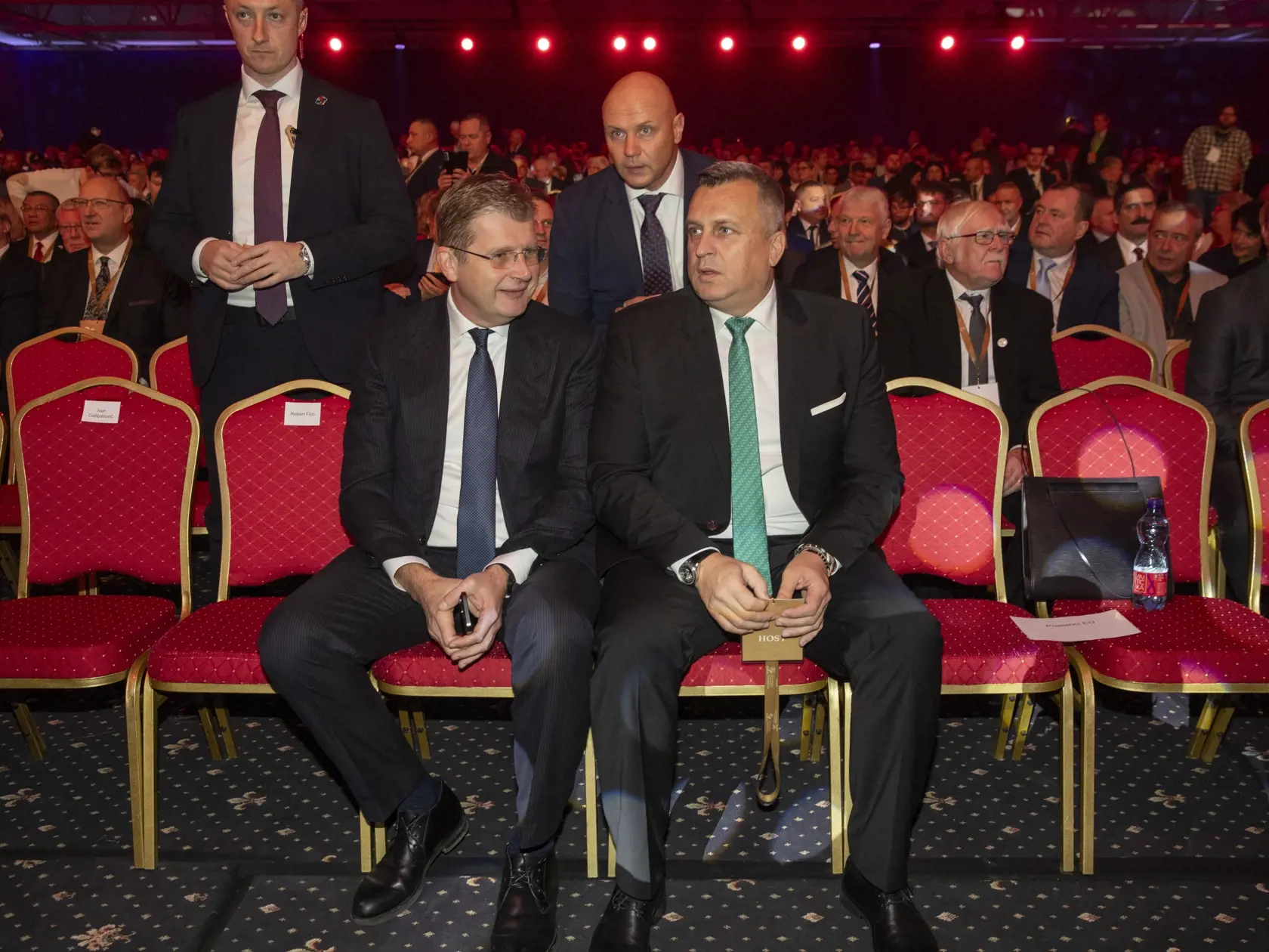 Na snímke je snem politickej strany SMER-SD v bratislavskej Inchebe.
Peter Žiga a Andrej Danko