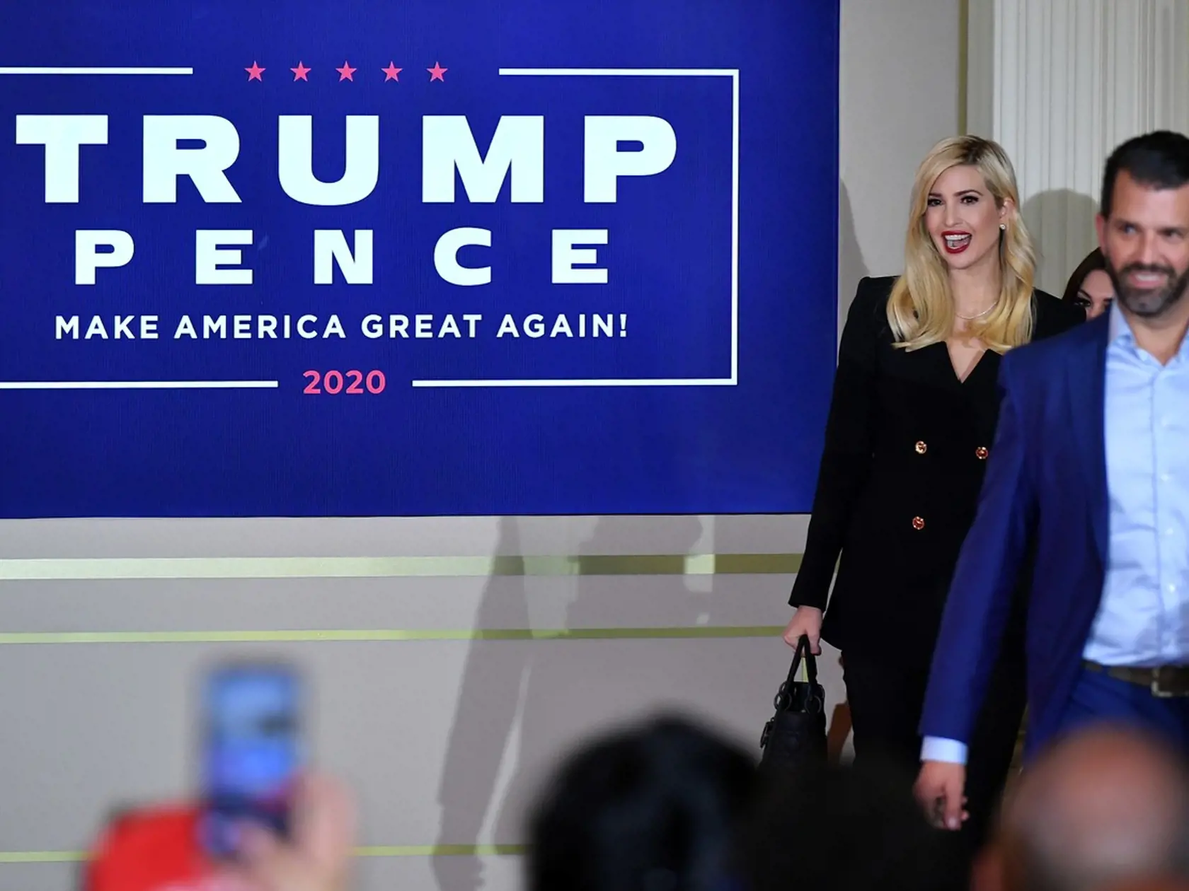 Vysmiata Ivanka Trump.