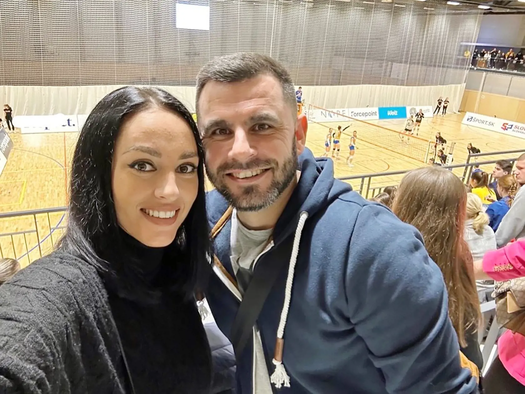 Playmate. Kto by povedal, že od fotiek aktov sa presunie až do parlamentu?