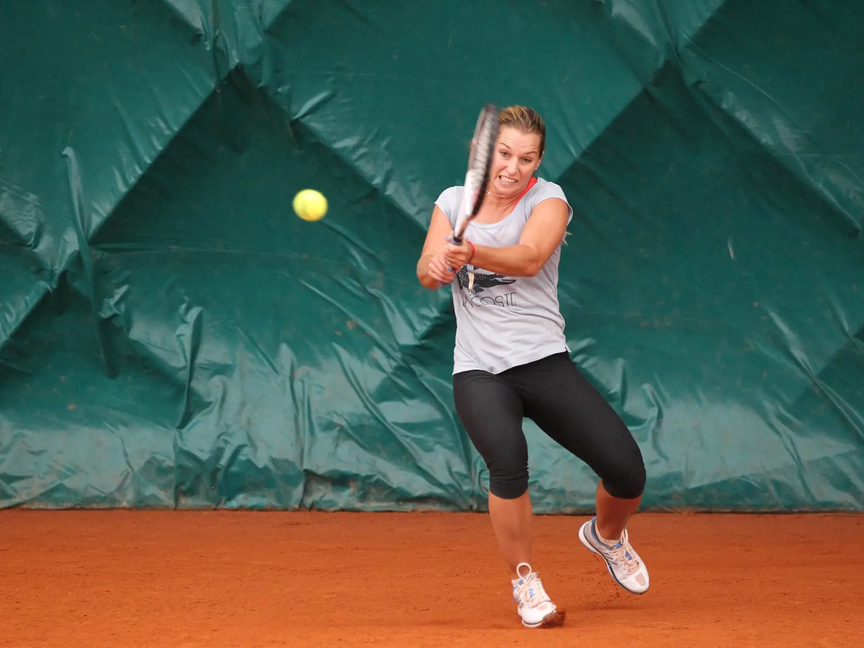 Trening Dominiky Cibulkovej na antuke