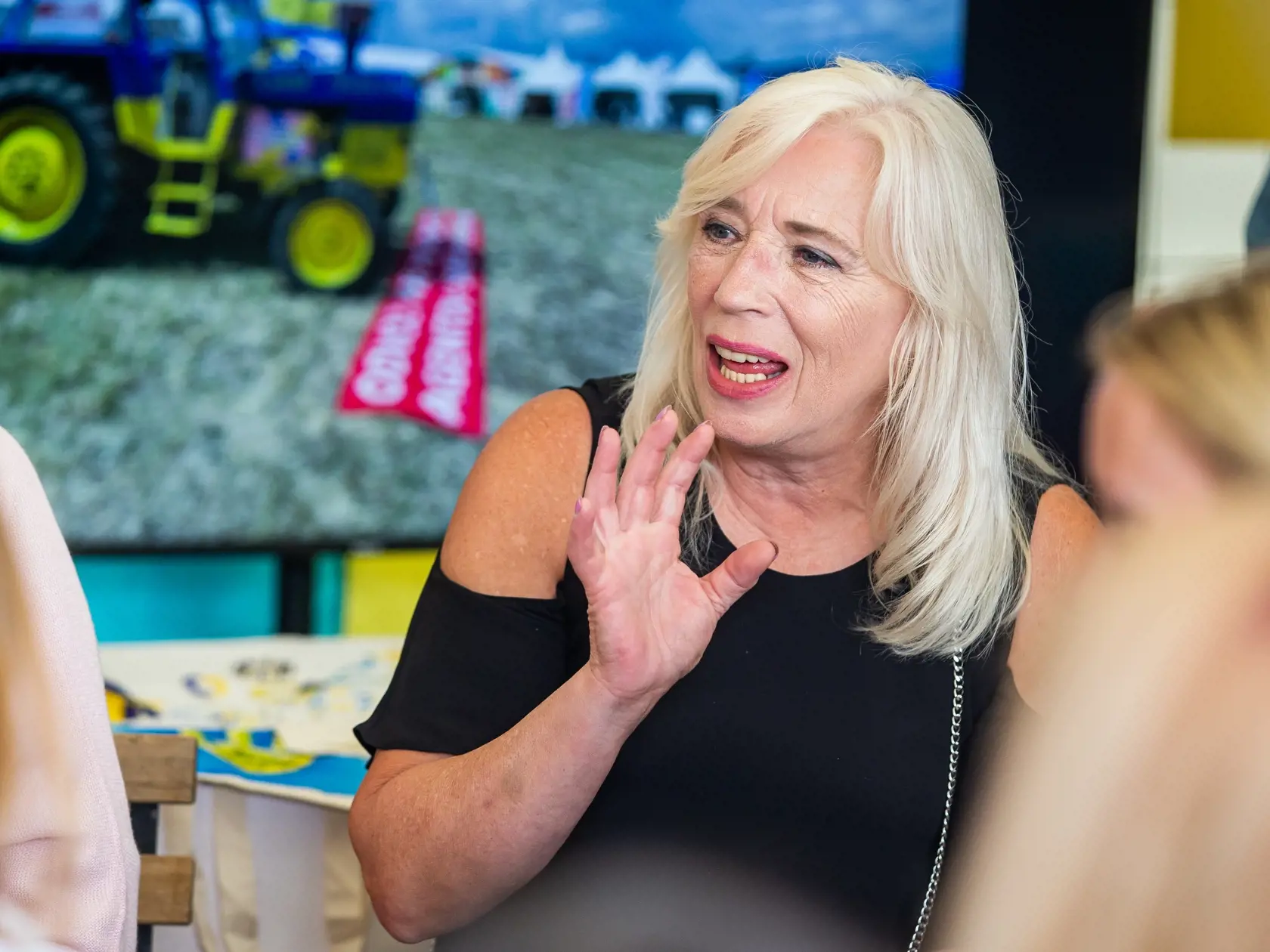 Iveta Radičová (66): Hoci je expremiérka na politickom dôchodku už niekoľko rokov, sama priznáva, že sa riadi horolezeckým heslom „len nezastať a nezamrznúť." Aj dnes má totiž množstvo pracovných aktivít.