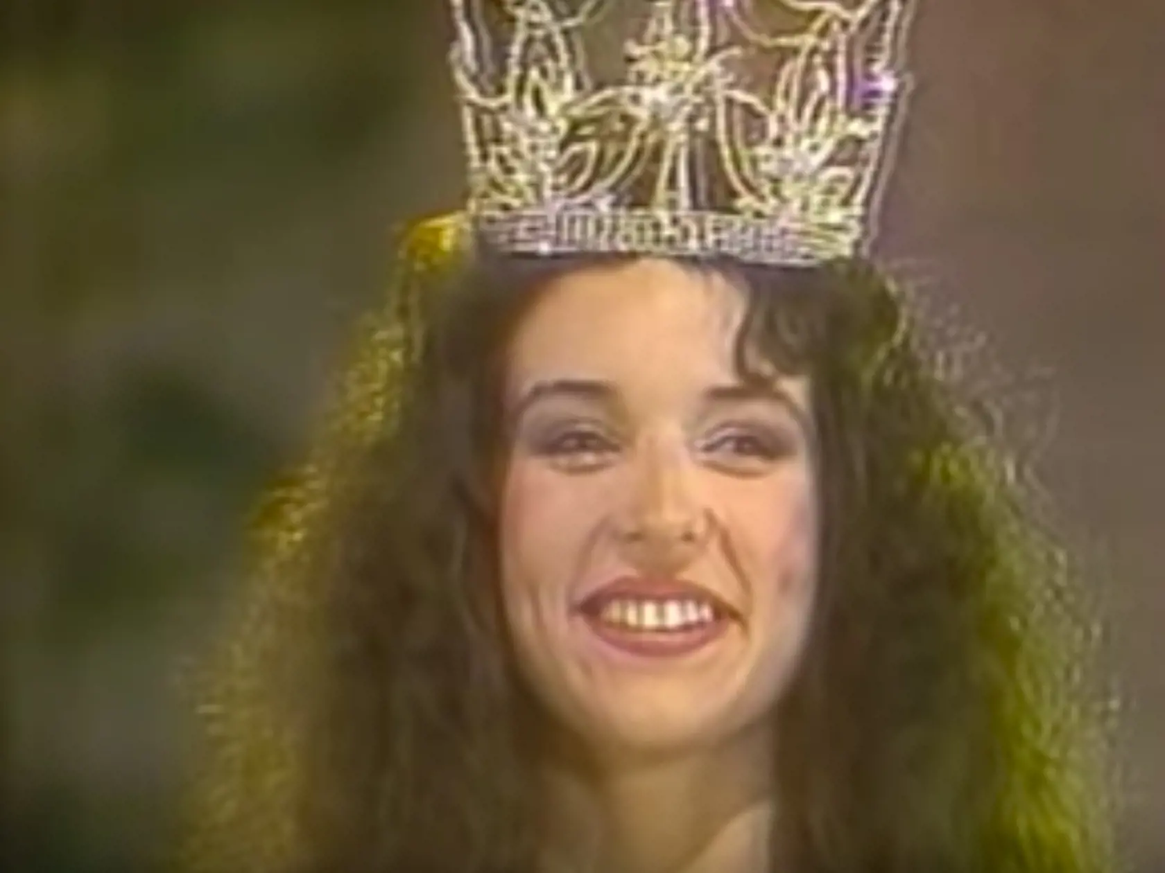 2. Renáta Górecki (46) - Miss Československo 1990: Vyštudovala Vysokú školu ekonomickú v Krakove. Desať rokov žila vo Švajčiarsku, minulý rok sa presťahovala späť do Poľska a stala sa spolumajiteľkou štvorhviezdičkového hotela v kúpeľoch Szczawnica. Je vydatá, má tri deti.