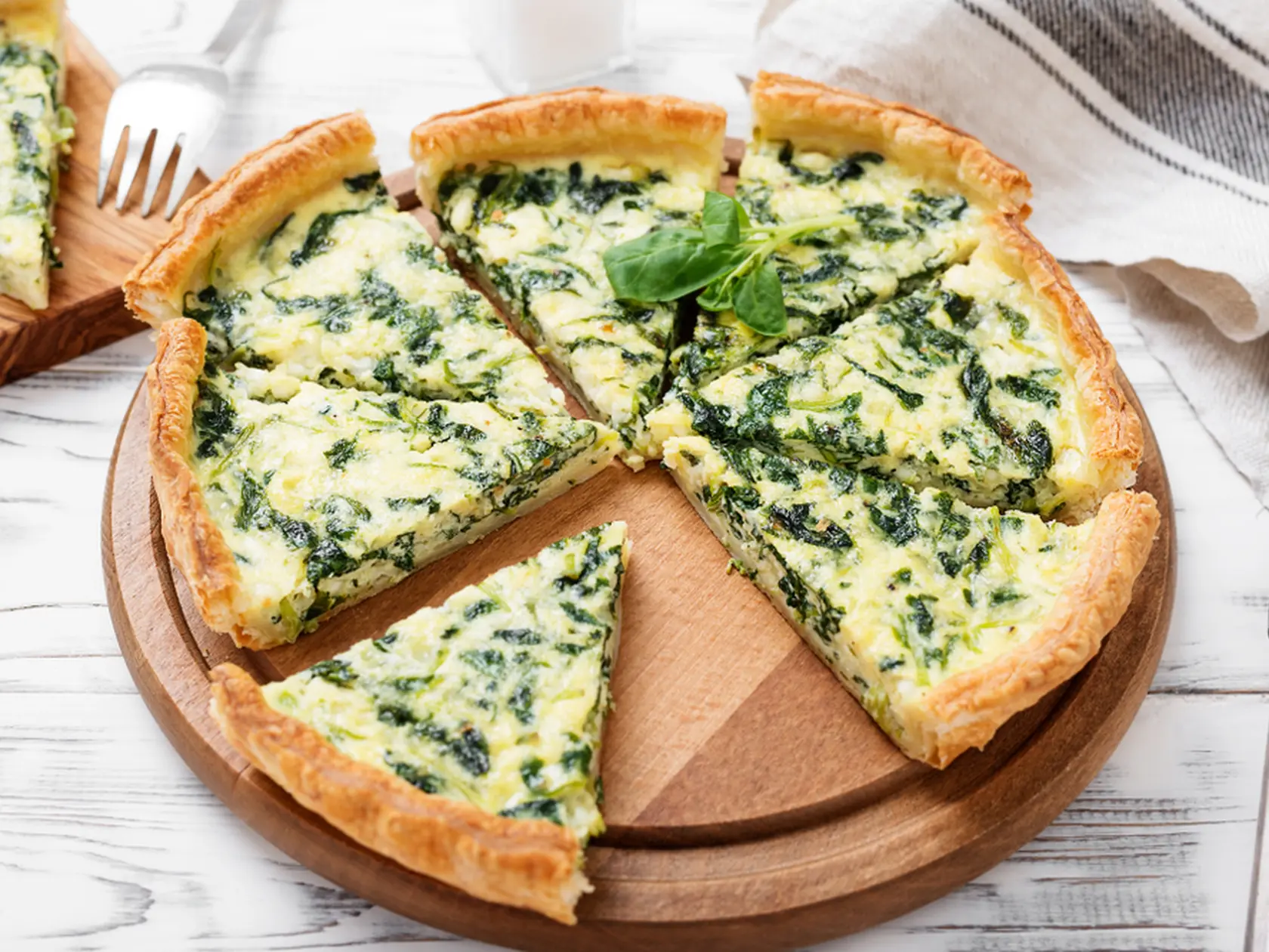 Vegetariánsky kiš so špenátom a tvarohom ozvláštni váš veľkonočný stôl.
