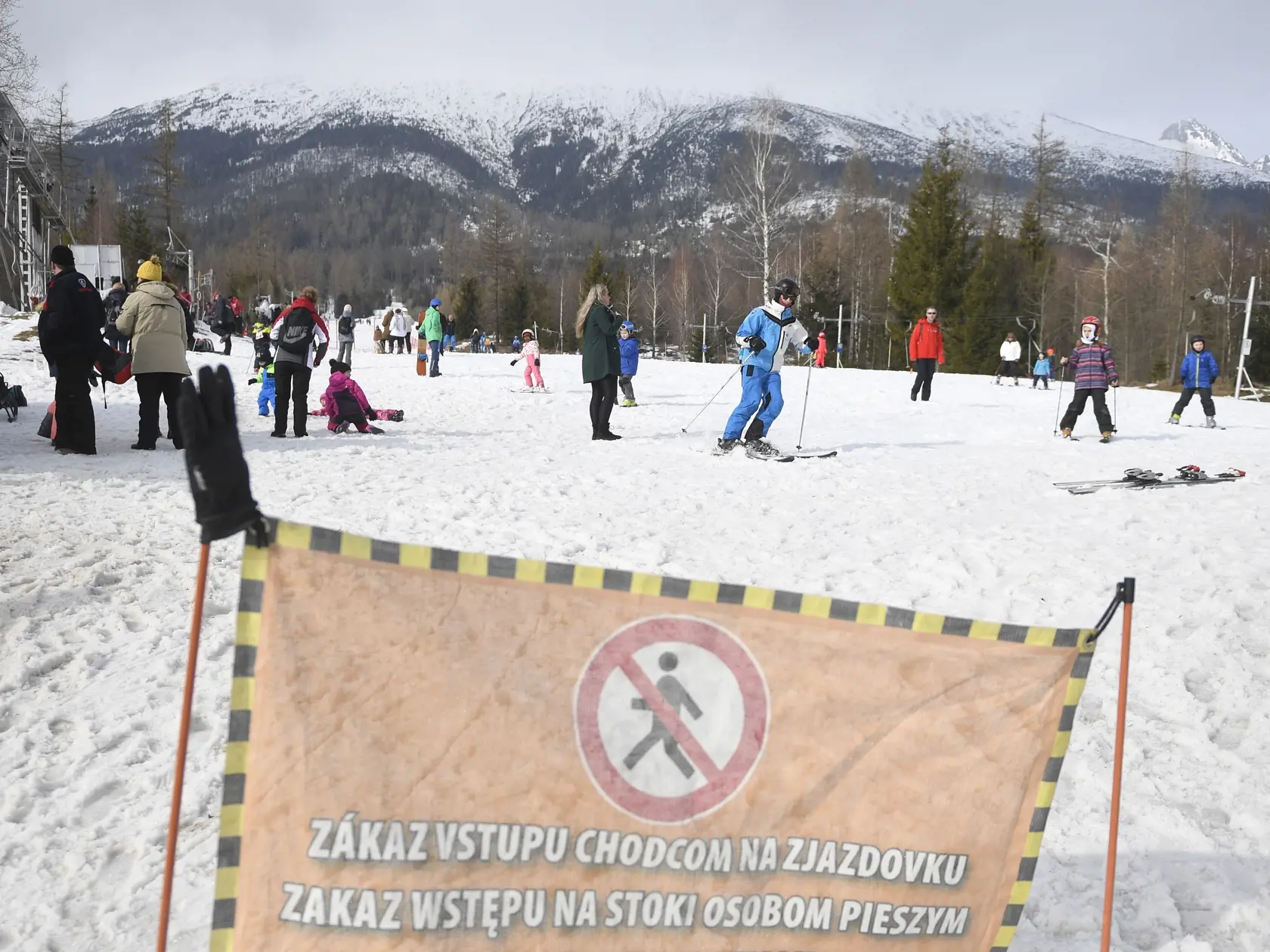 Na snímke lyžiarske stredisko Jakubkova lúka vo Vysokých Tatrách v sobotu 25. februára 2023. FOTO TASR – František Iván