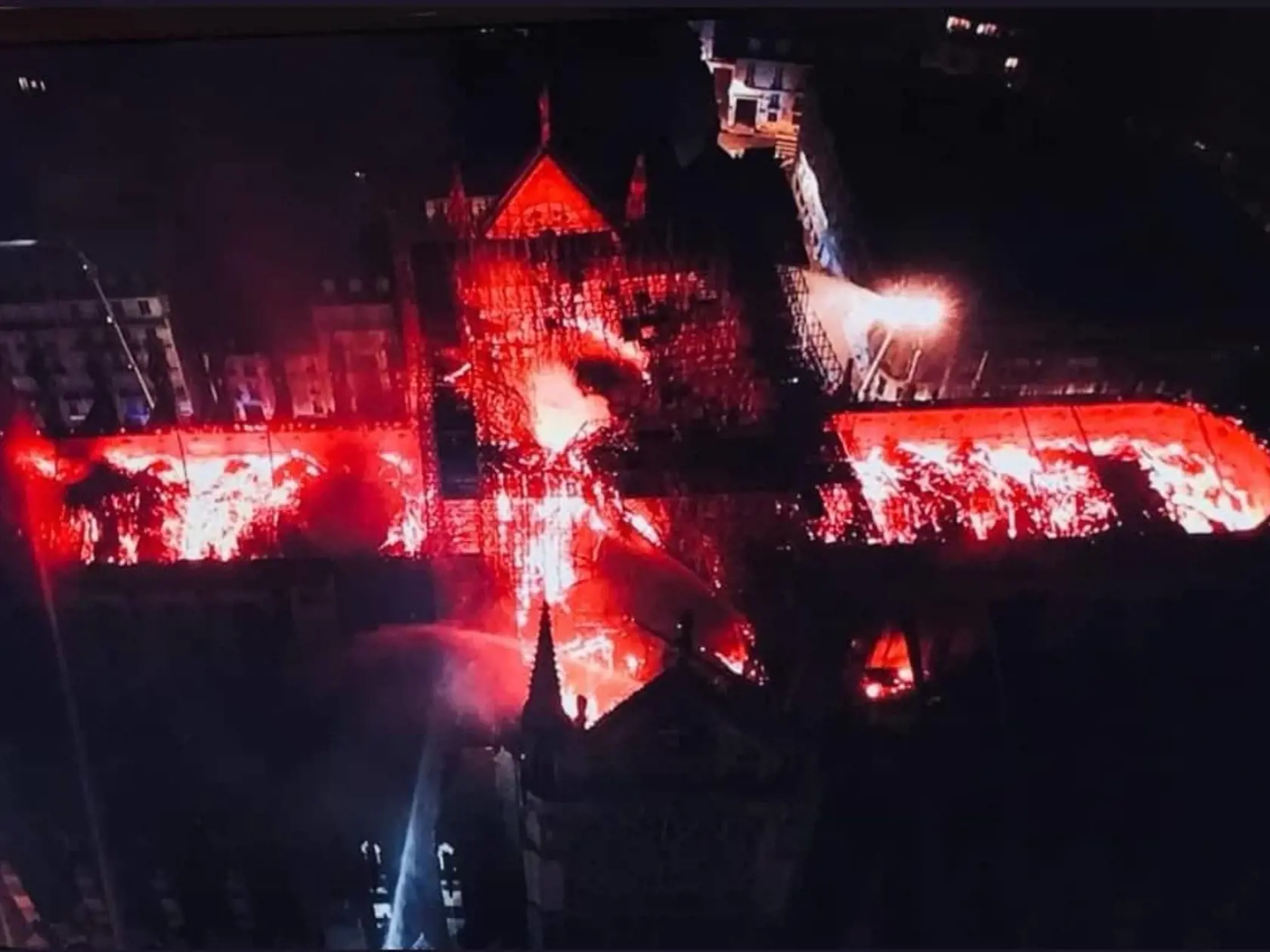 Požiar-Notre Dame