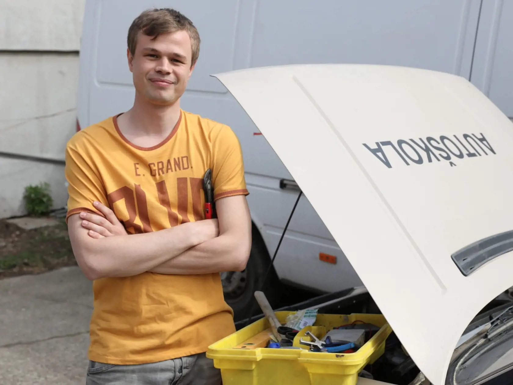 Ján Alžbetkin sa po problémoch s drogami vracia na televízne obrazovky.